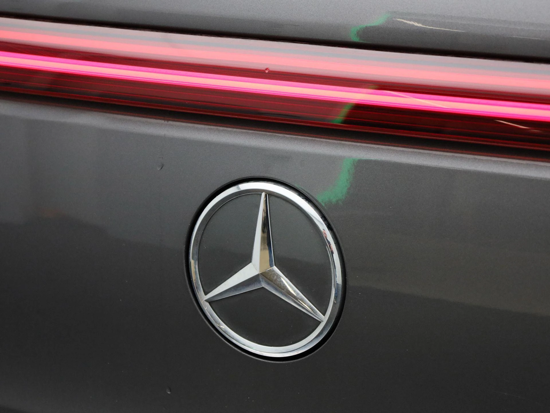 Mercedes-Benz-EQB-image-43
