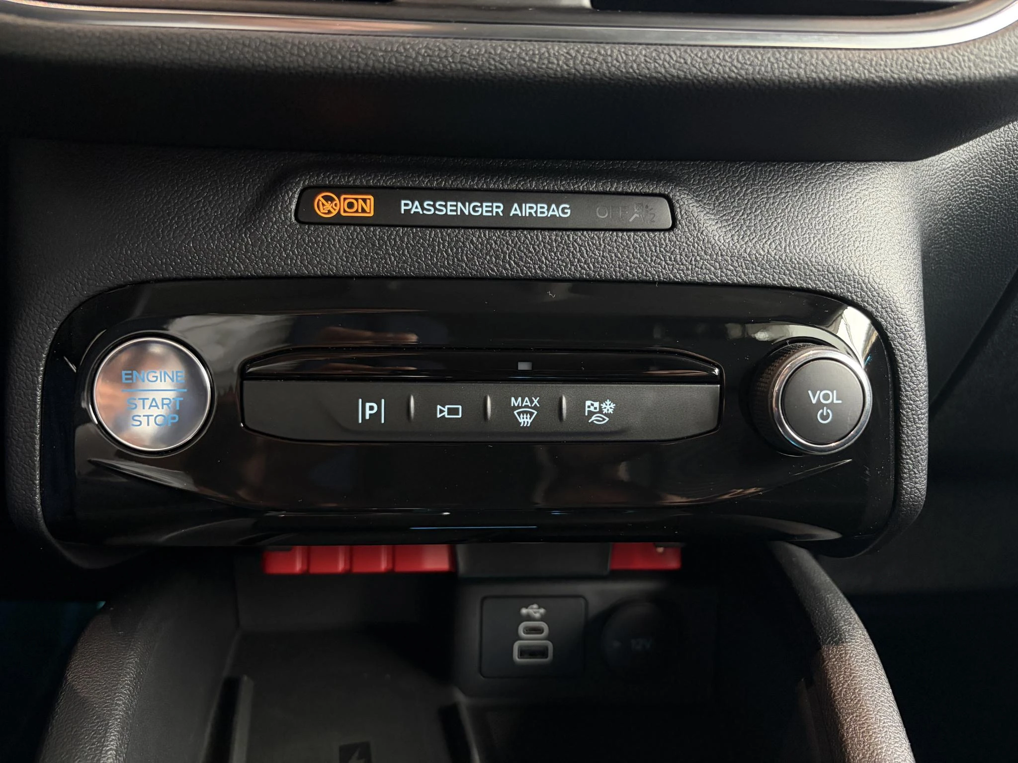Ford-Kuga-image-19