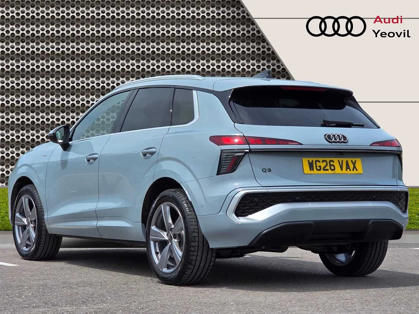 Audi-Q3-image-2