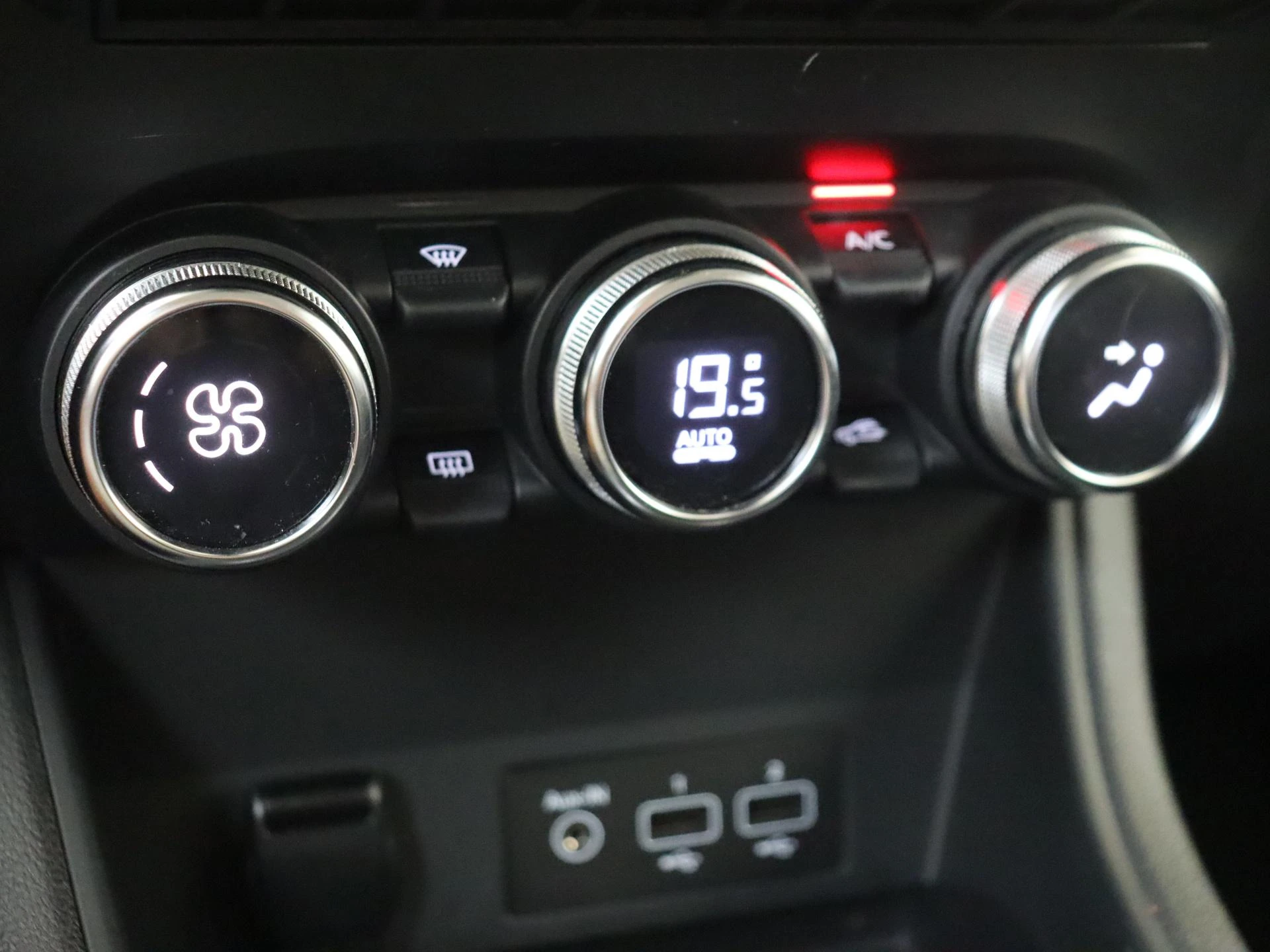 Renault-Captur-image-17