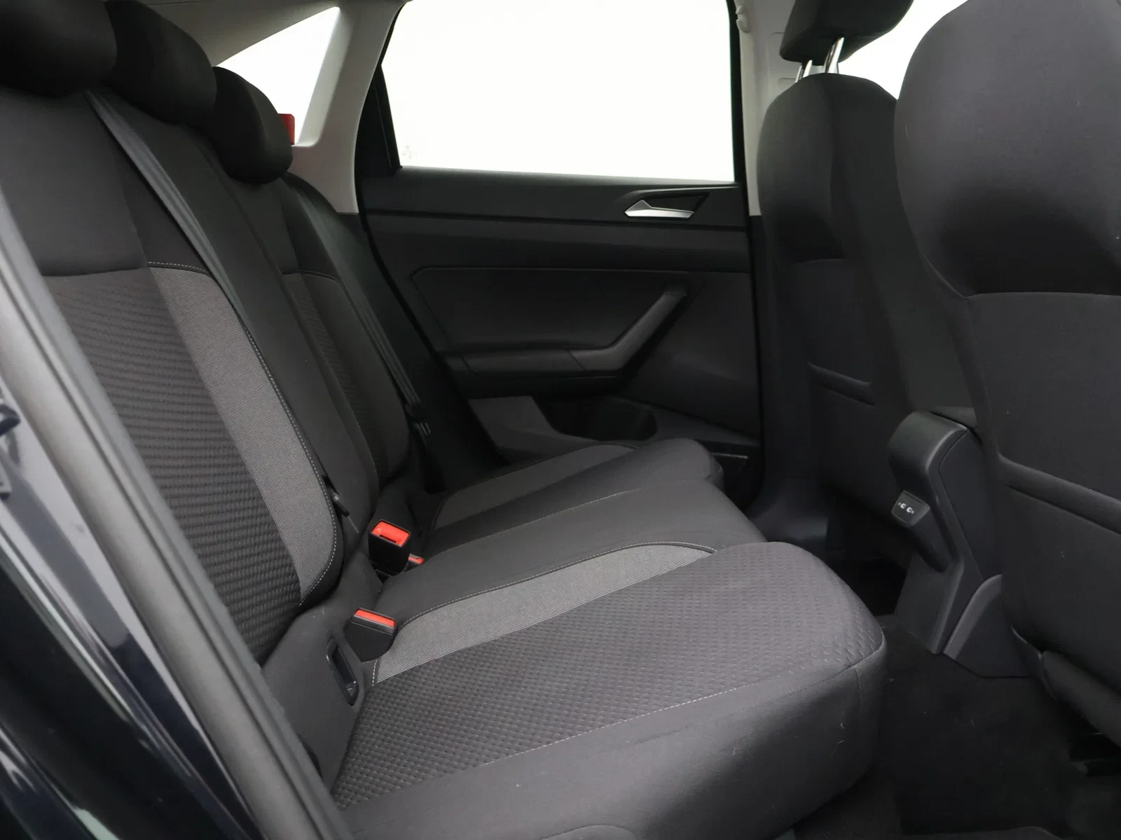 Volkswagen Taigo Taigo Life Business 1.0TSI 110PK *VIRTUAL COCKPIT*ACC*CAMERA*PDC*NAVI*APP-CONNECT*...*