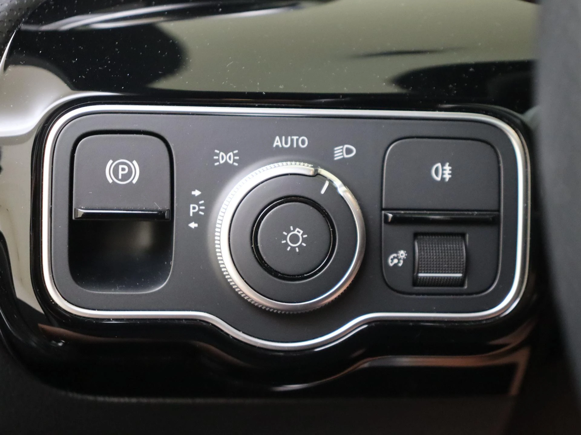 Mercedes-Benz-A-Klasse-image-24