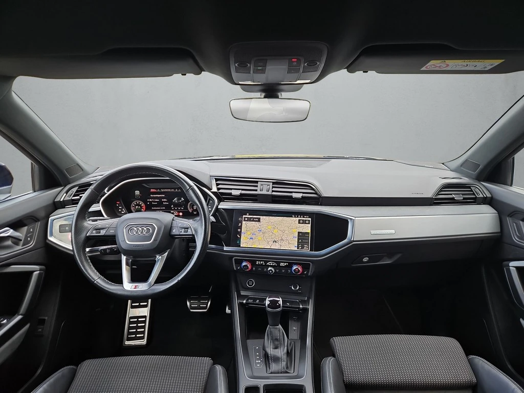 Audi-Q3-image-7