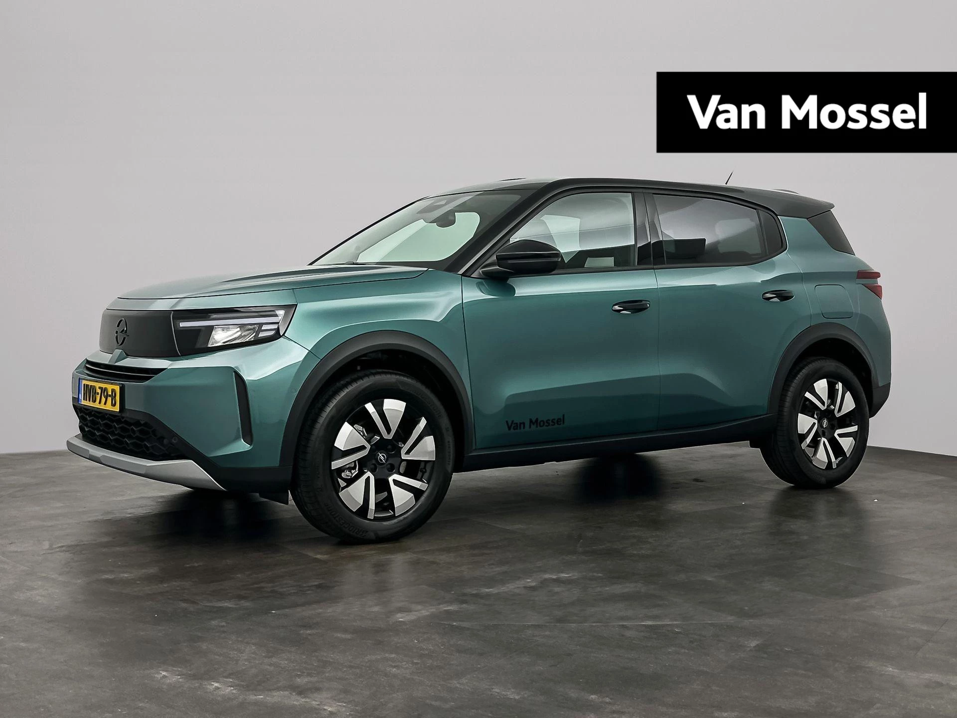 Opel-Frontera-image-0