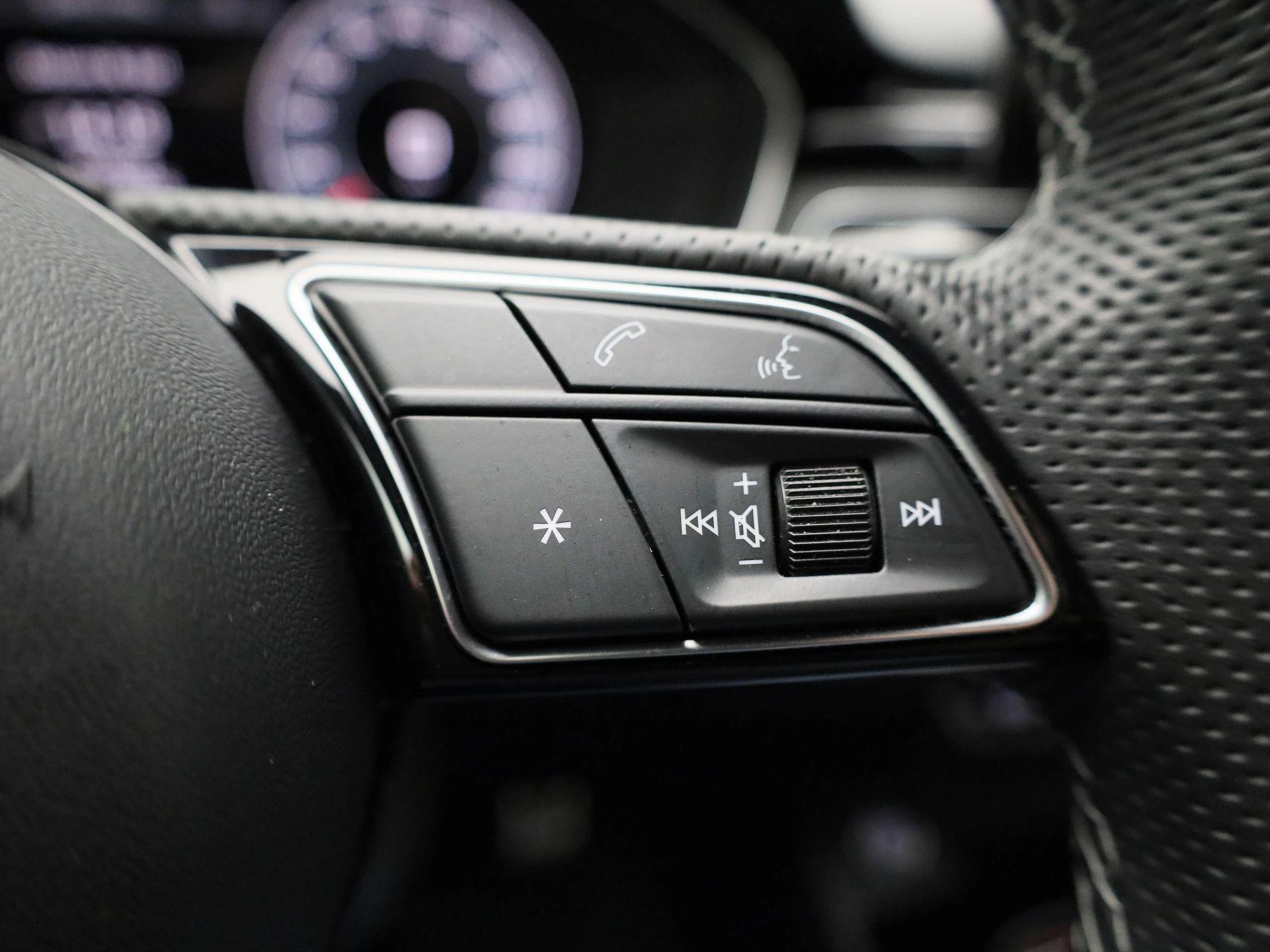 Audi-A4-image-17