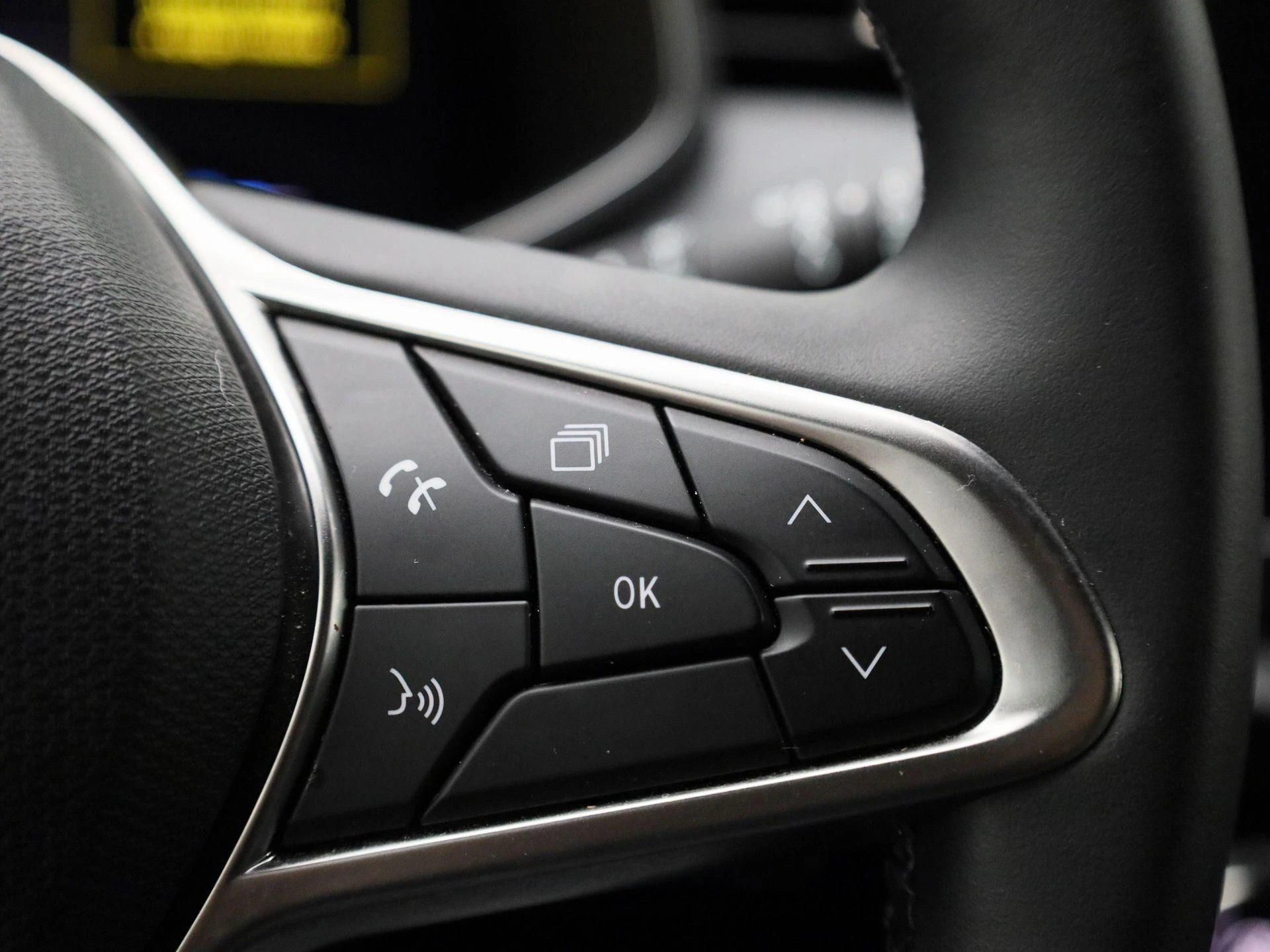 Renault-Clio-image-26