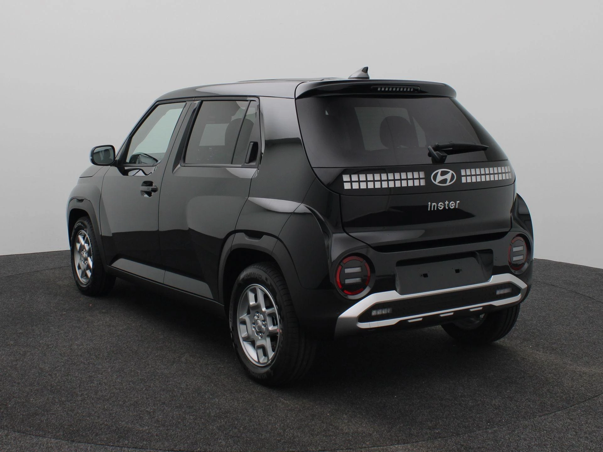 Hyundai-Inster-image-1