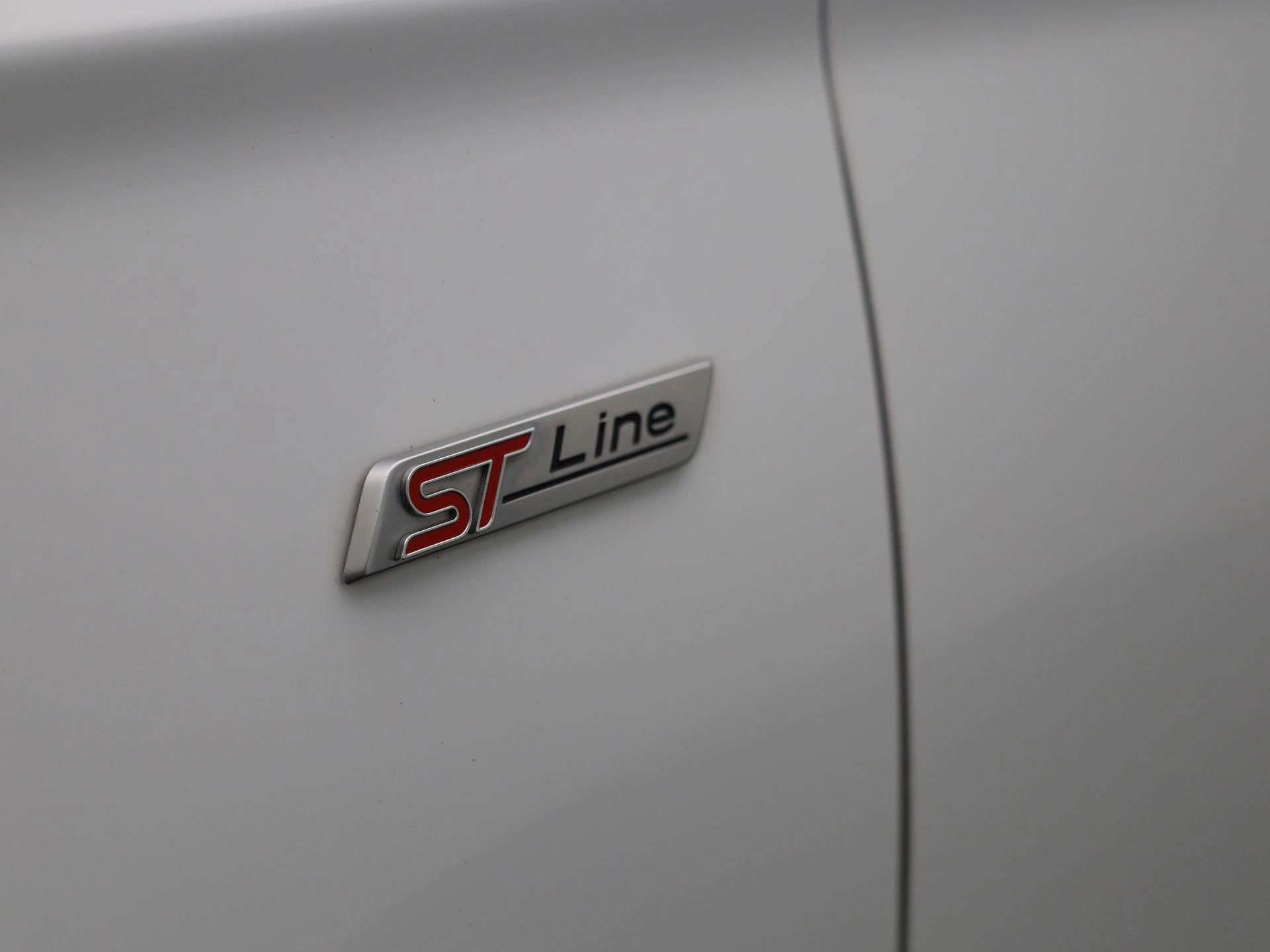 Ford-Mondeo-image-13