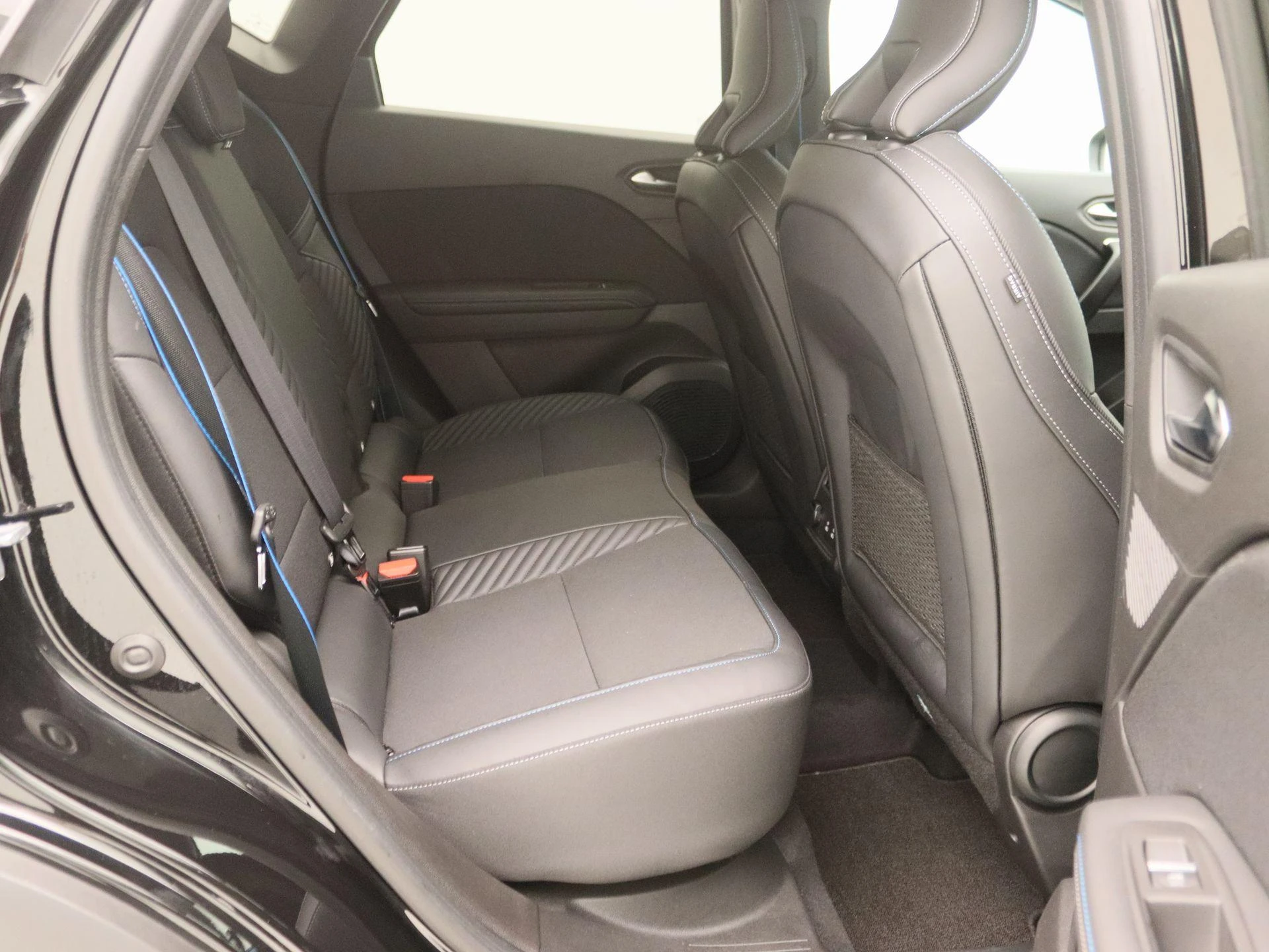 Renault-Captur-image-24