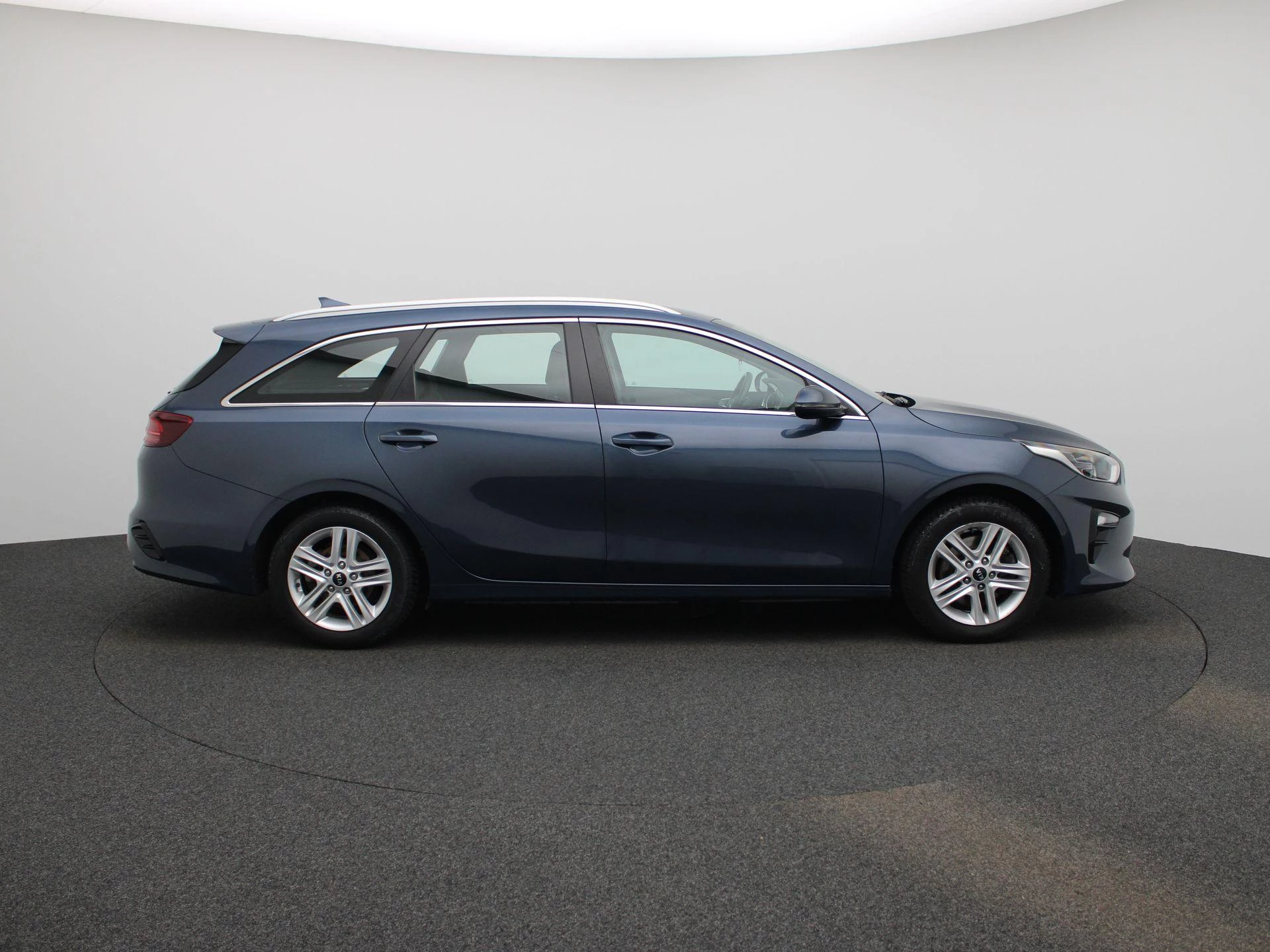 Kia-Ceed Sportswagon-image-5