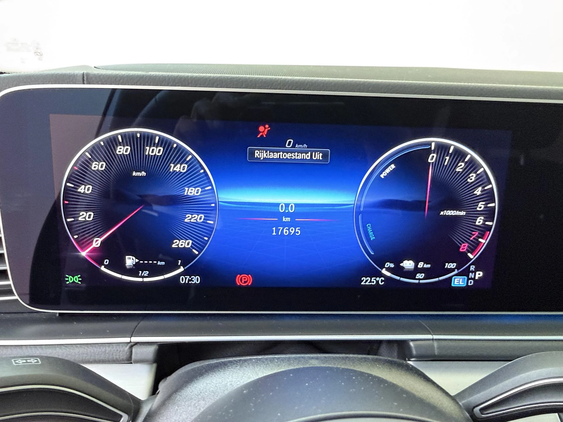 Mercedes-Benz-GLE-image-10