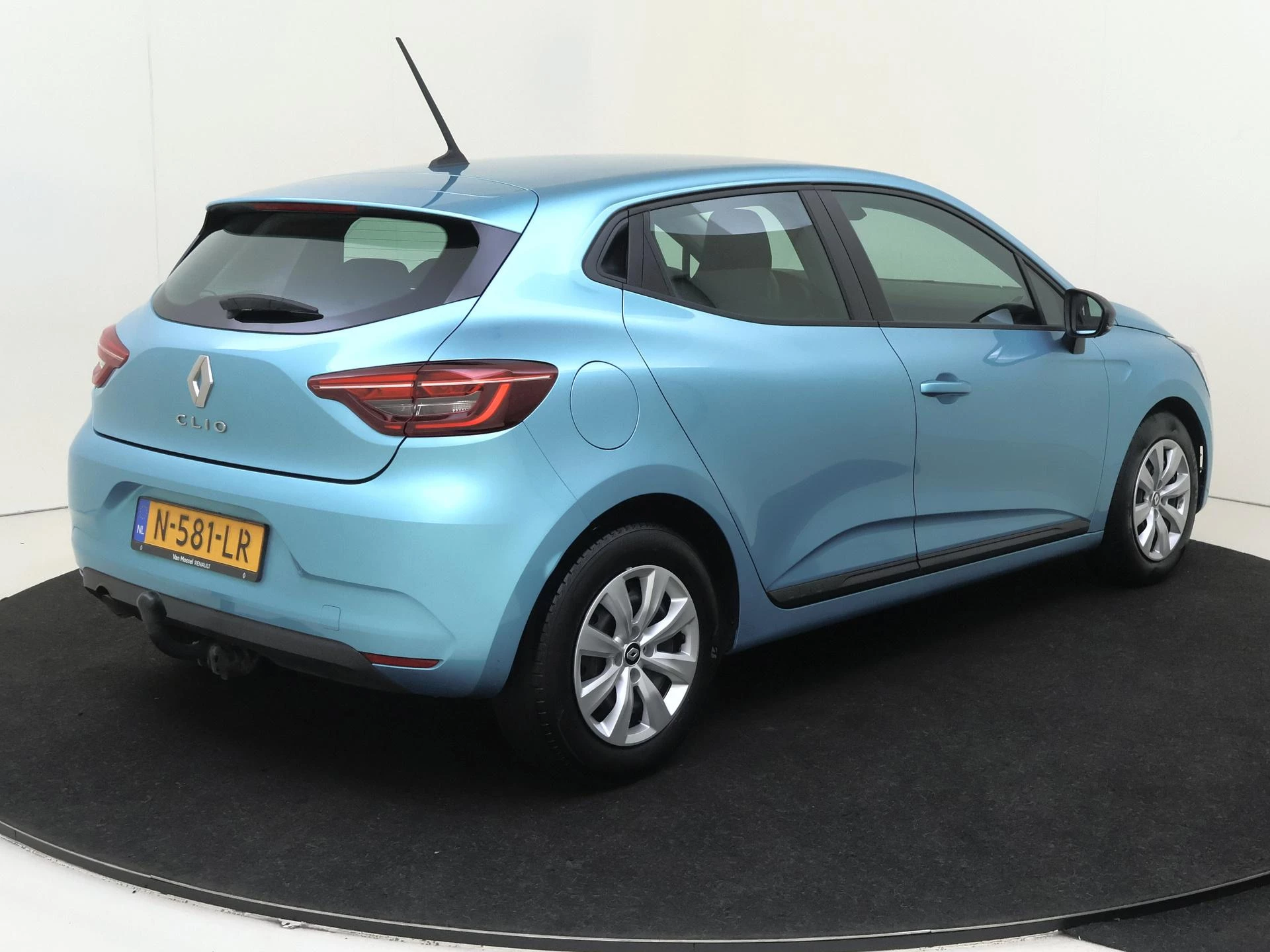 Renault-Clio-image-3