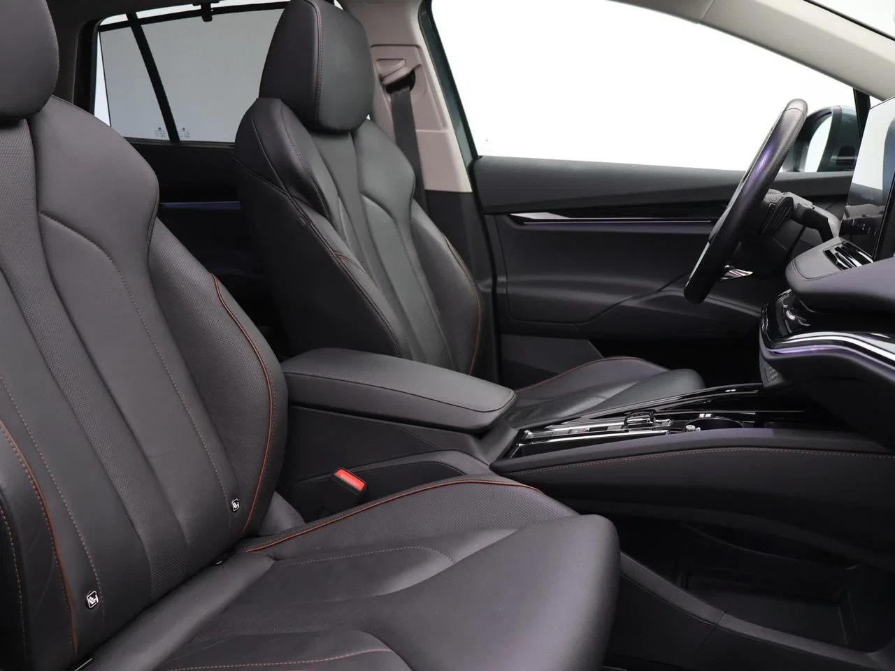 Škoda-Enyaq iV-image-3