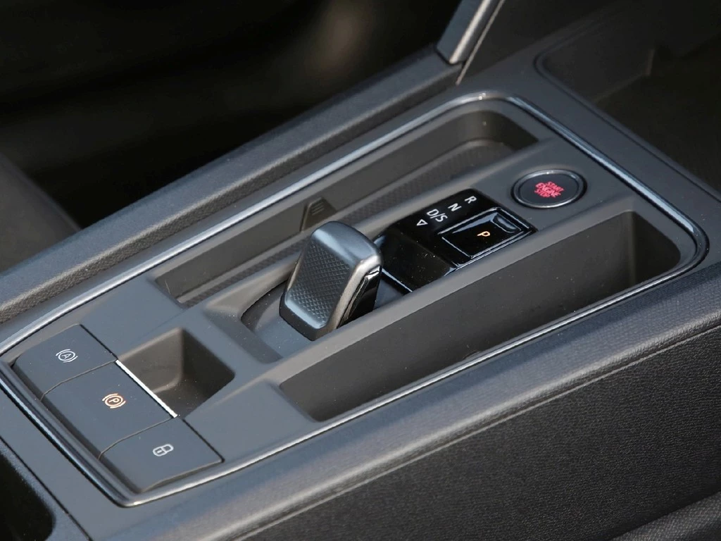 CUPRA Leon Sportstourer 2.0 TSI DSG VZ 19'ACC Full Link DAB LED