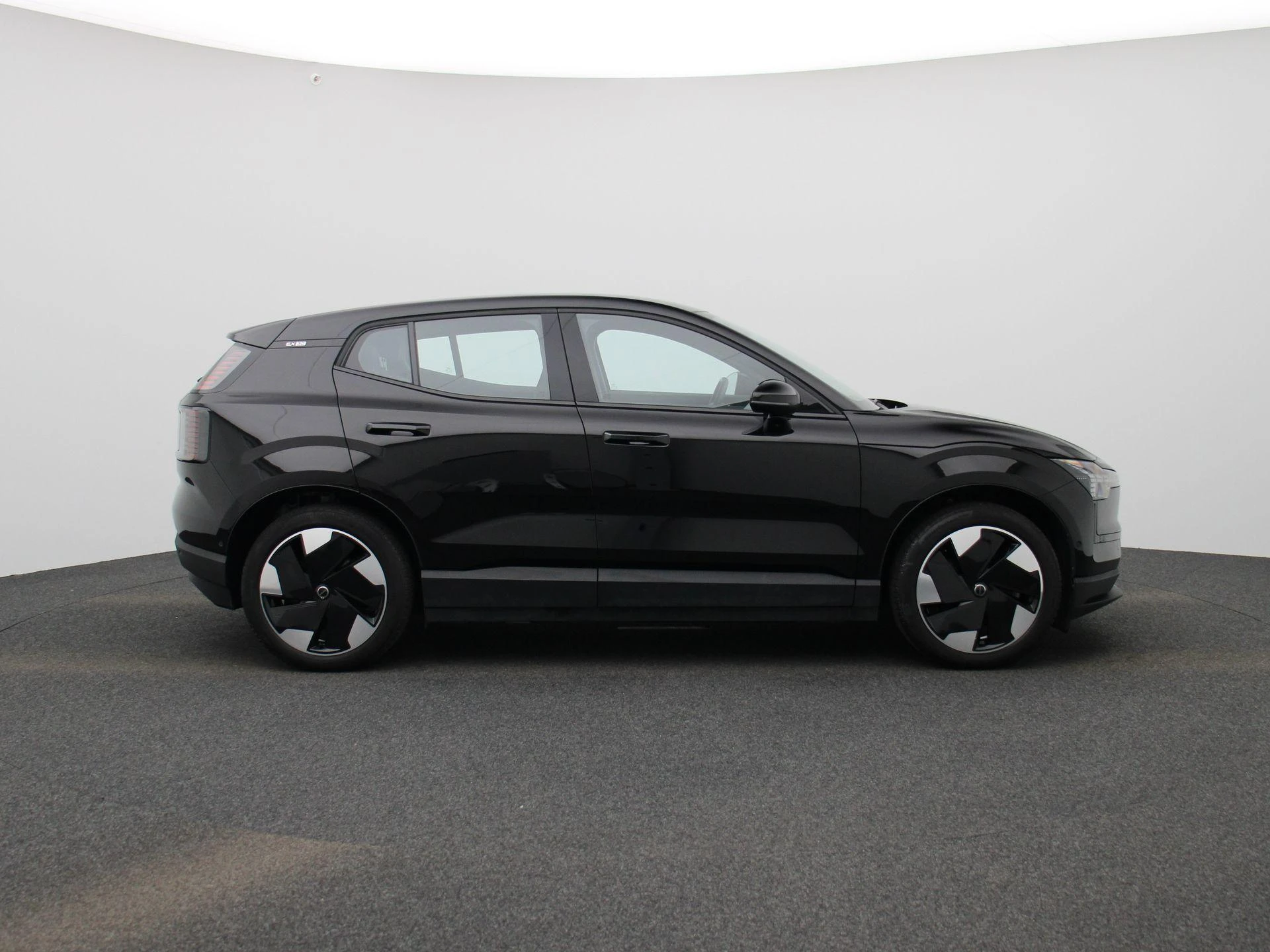 Volvo-EX30-image-5