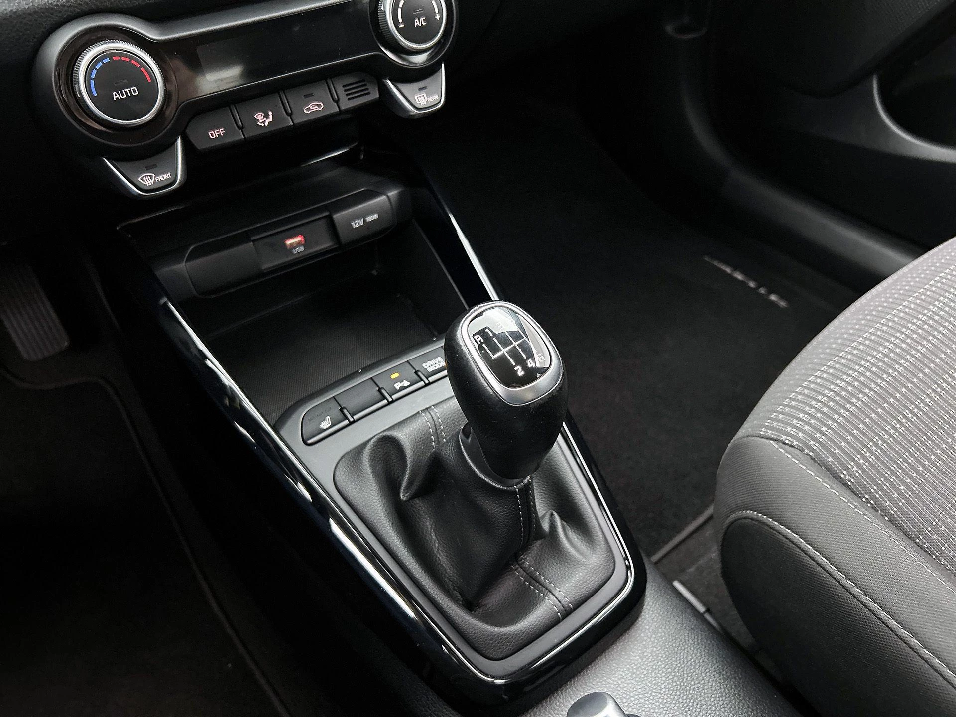 Kia Stonic 1.0 T-GDi MHEV DynamicLine