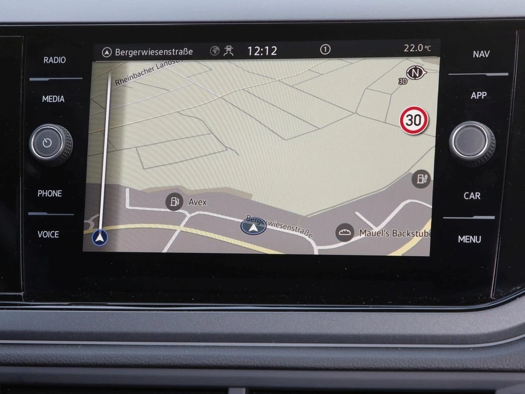 Volkswagen Polo 1.0 TSI DSG R-Line 17" LM NAVI RFK PANO LED VC