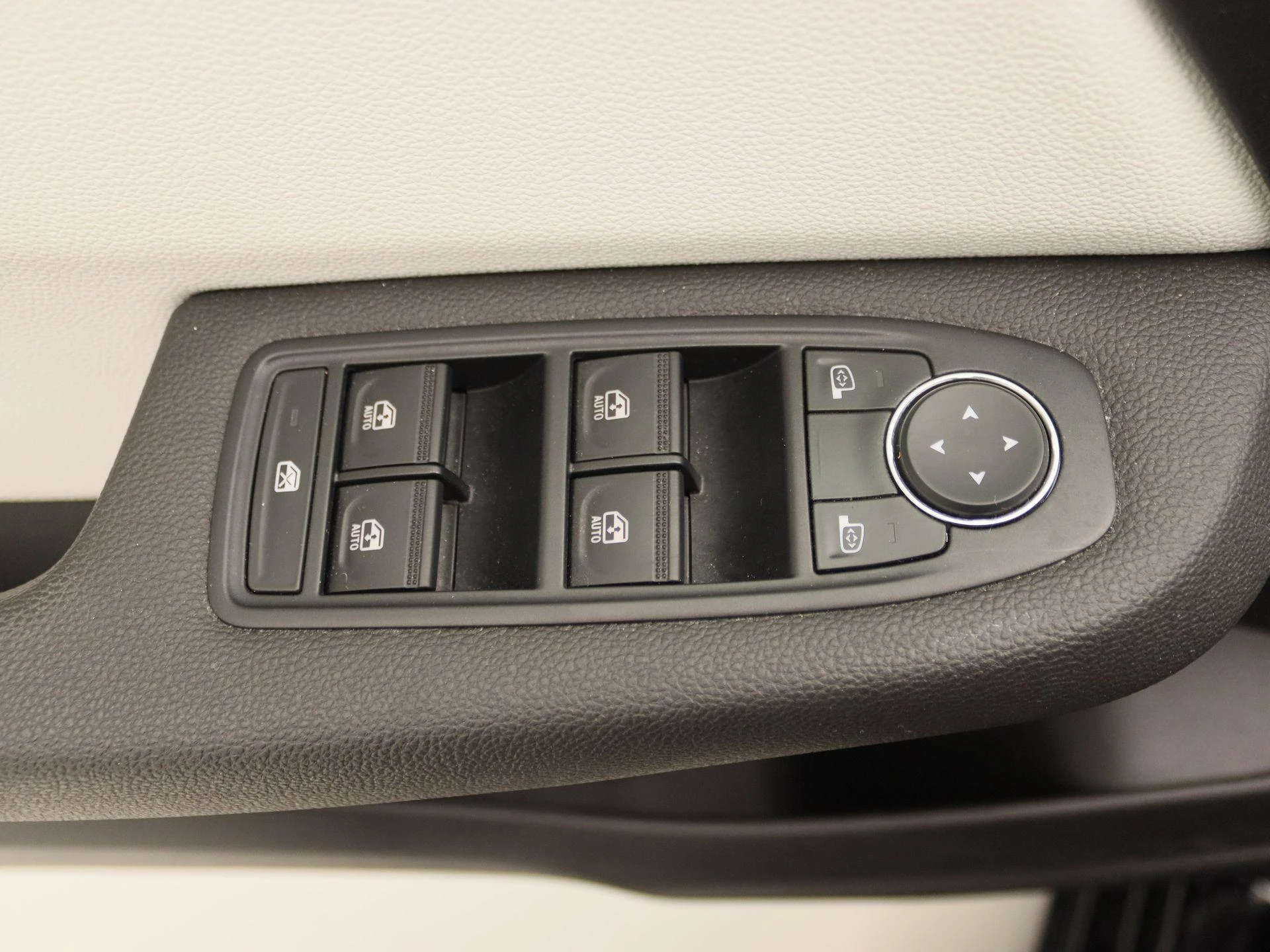 Renault-Clio-image-20
