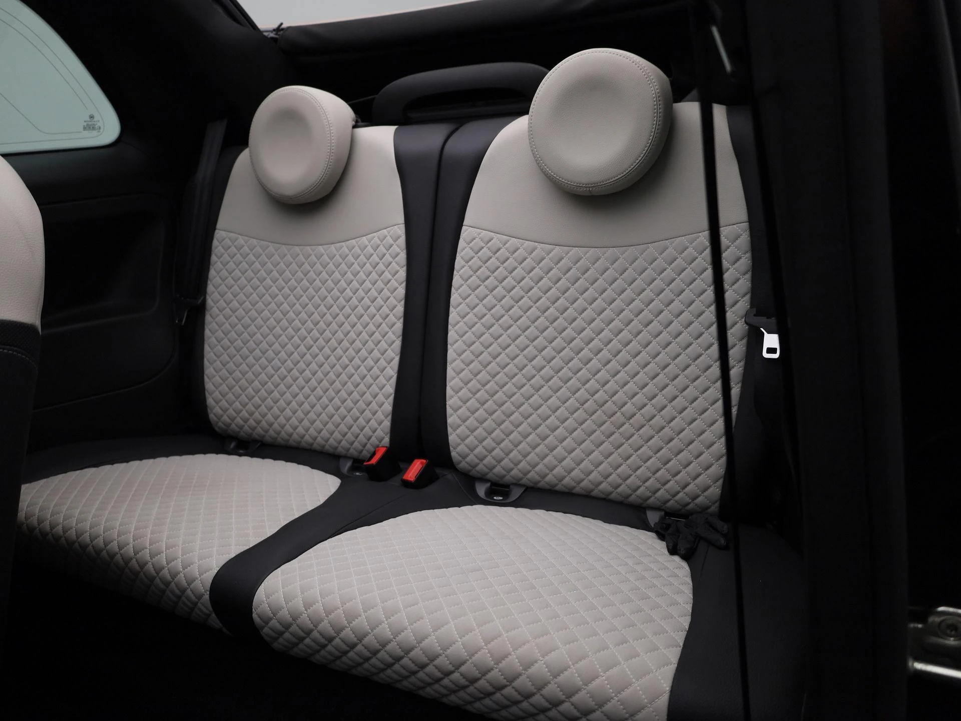 Fiat-500C-image-11