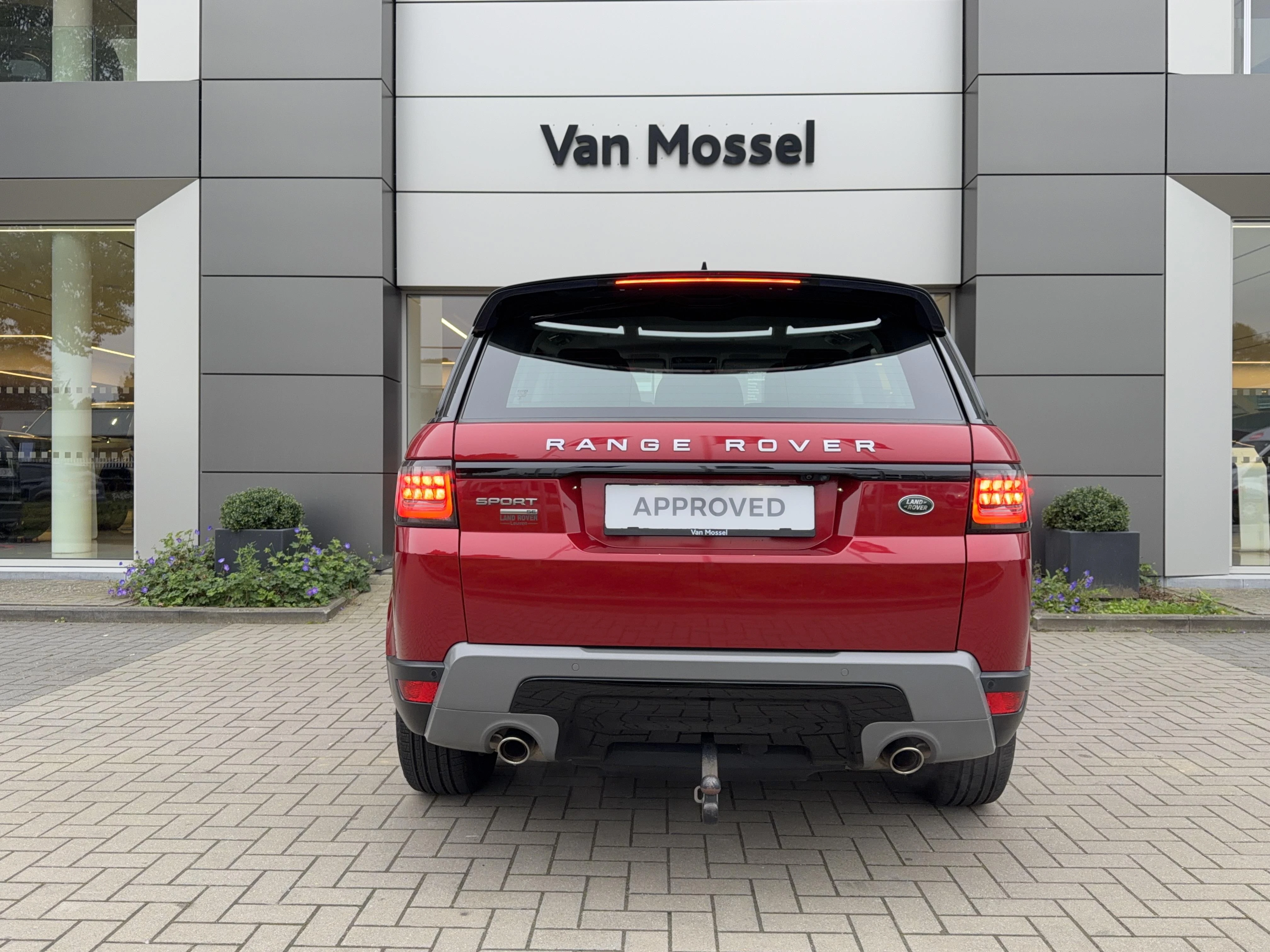 Land Rover-Range Rover Sport-image-5