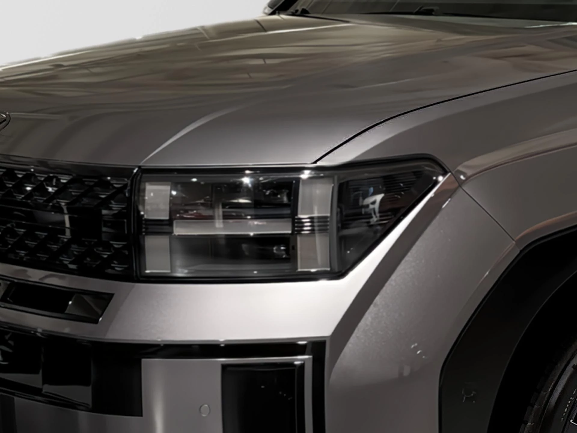 Hyundai-Santa Fe-image-12