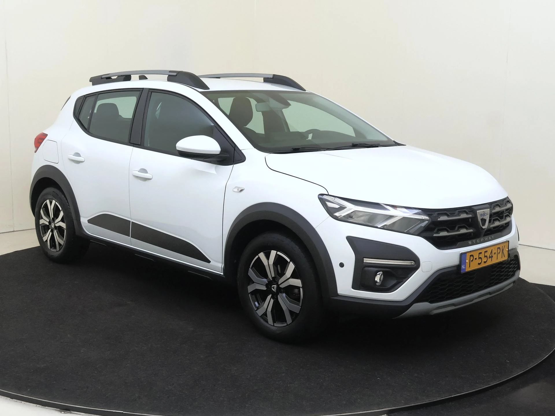 Dacia-Sandero Stepway-image-1