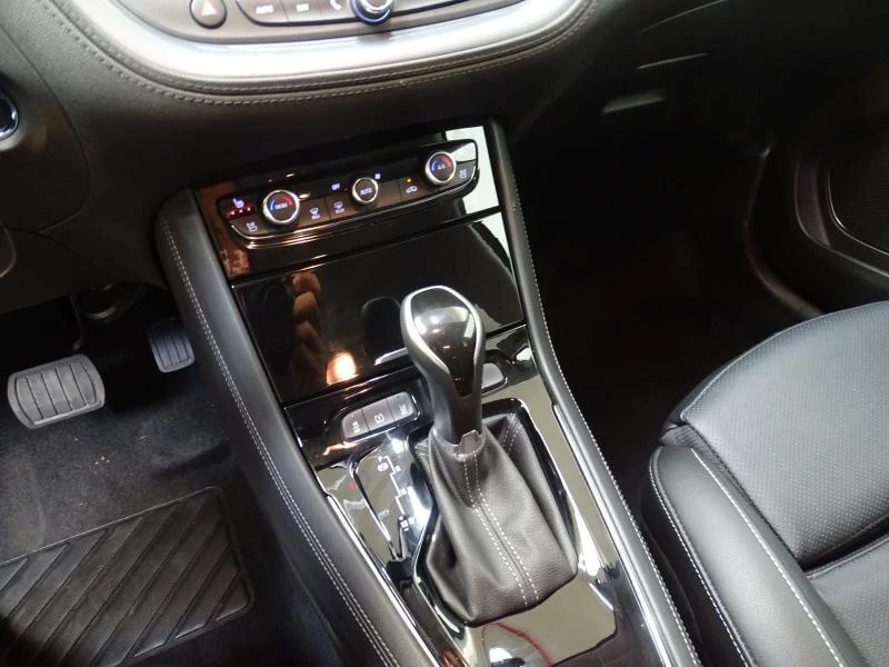 Opel-Grandland X-image-11