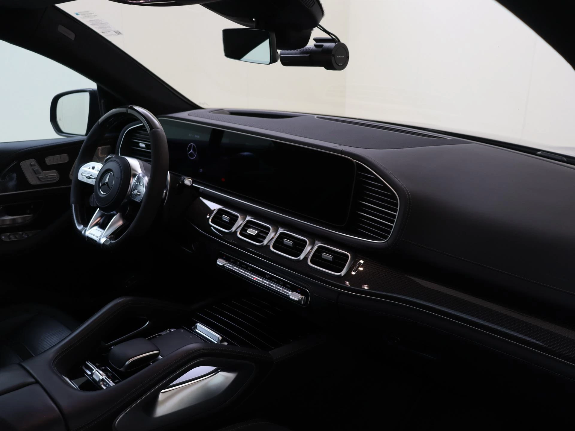 Mercedes-Benz-GLE-image-14