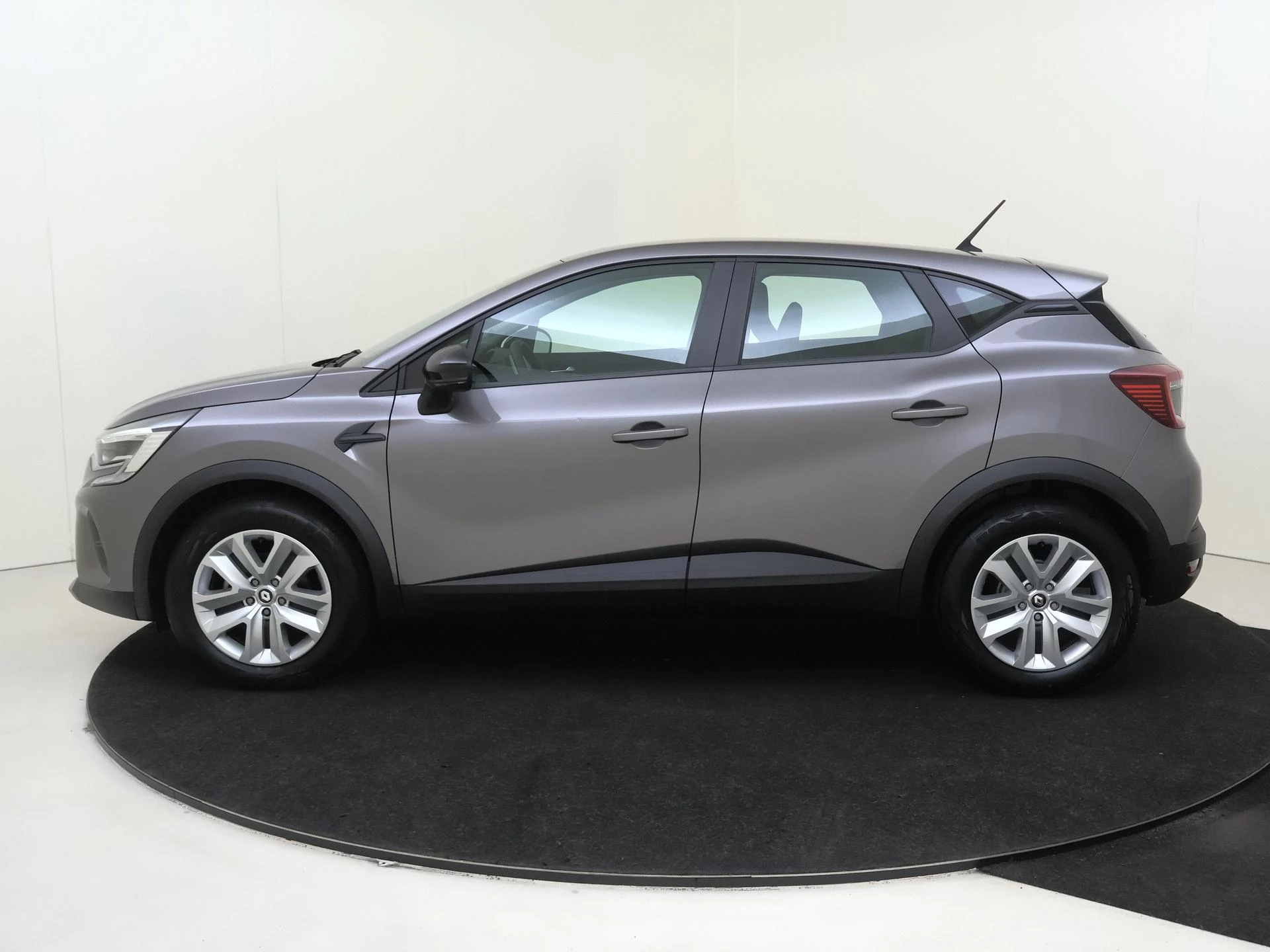 Renault-Captur-image-7