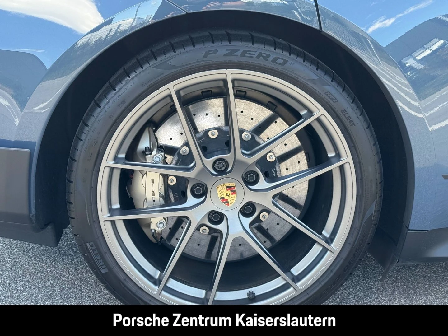 Porsche-Taycan-image-10