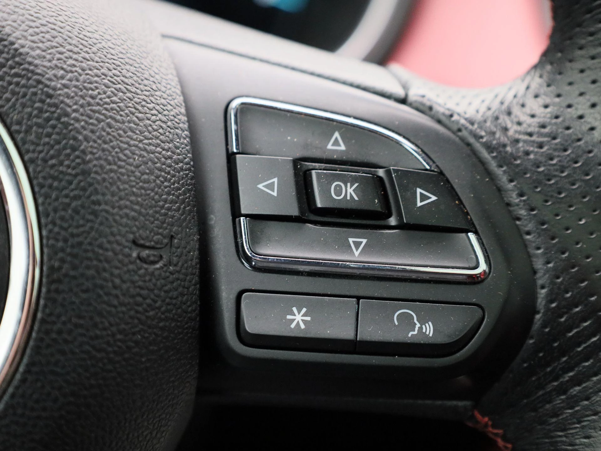 MG EHS 1.5 TGDI PHEV Luxury