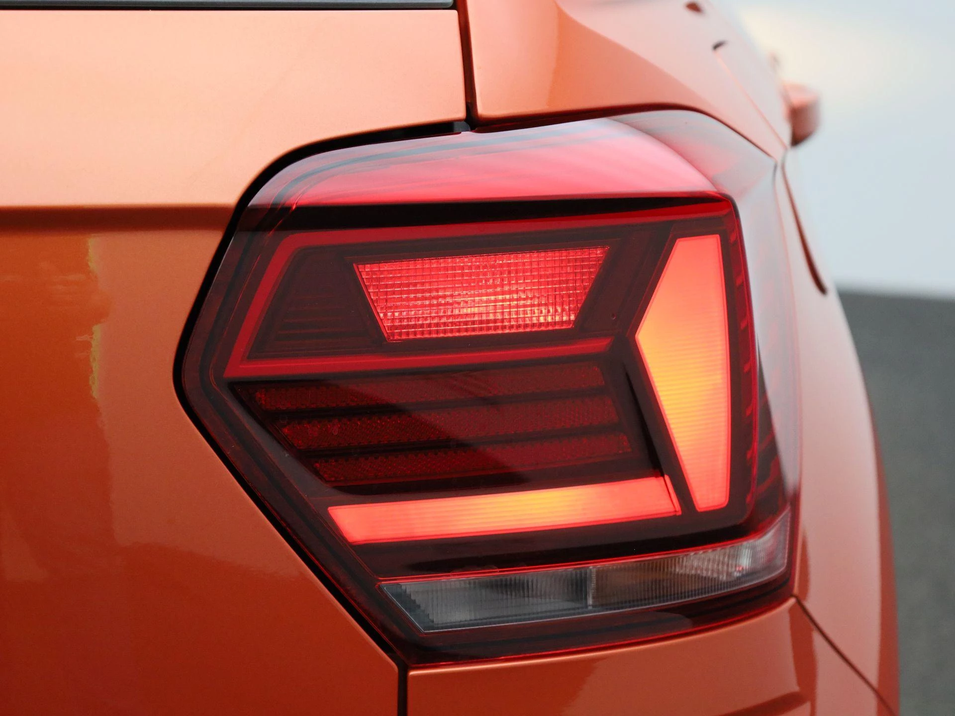 Volkswagen-Polo-image-34