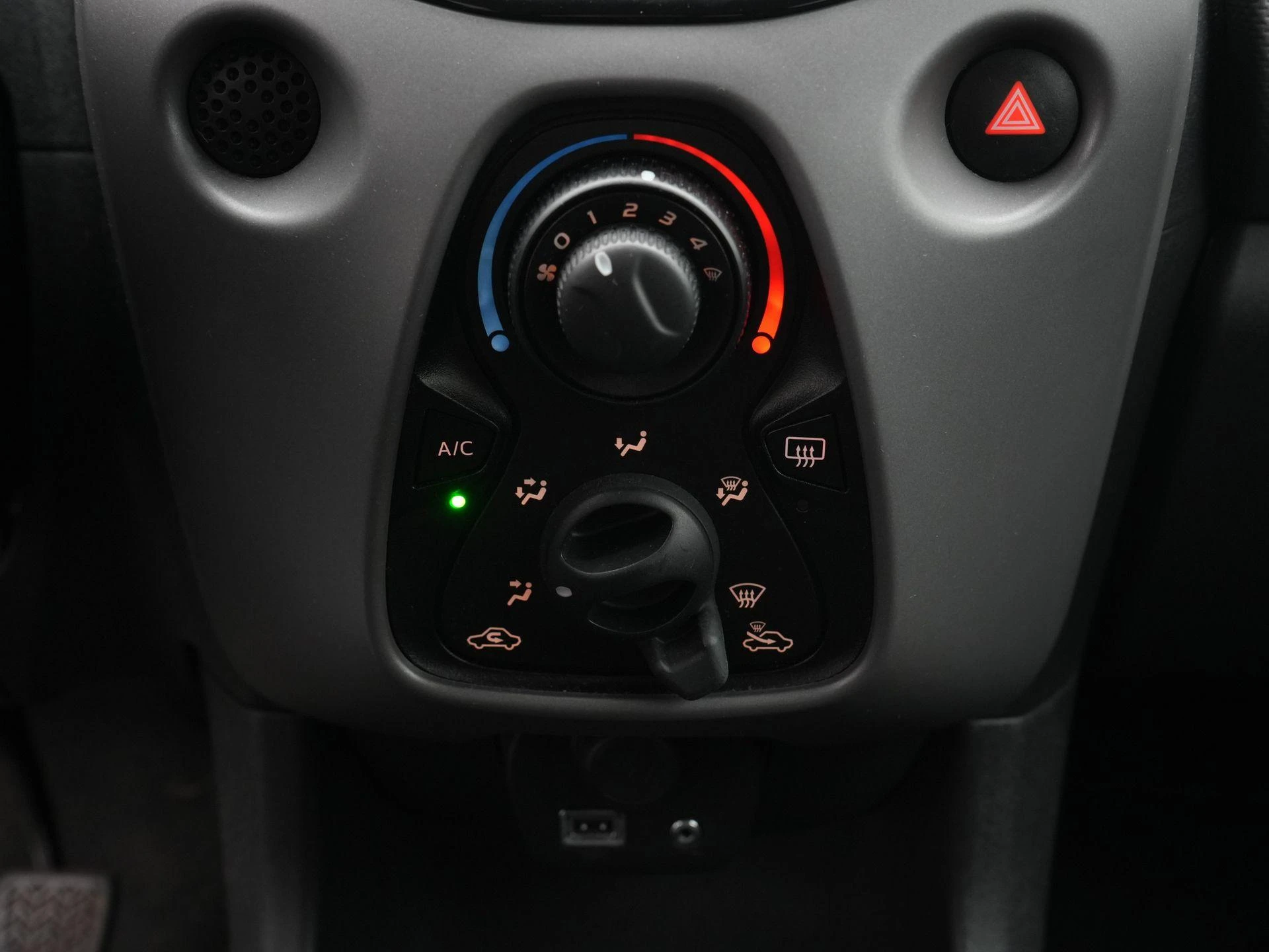 Peugeot-108-image-15