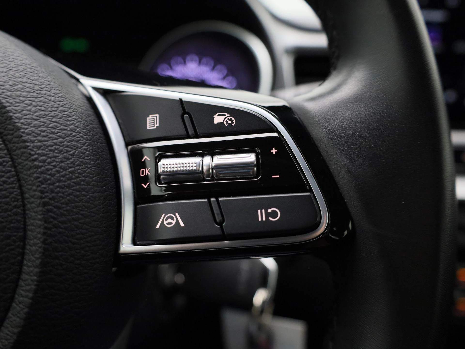 Kia-Ceed Sportswagon-image-14