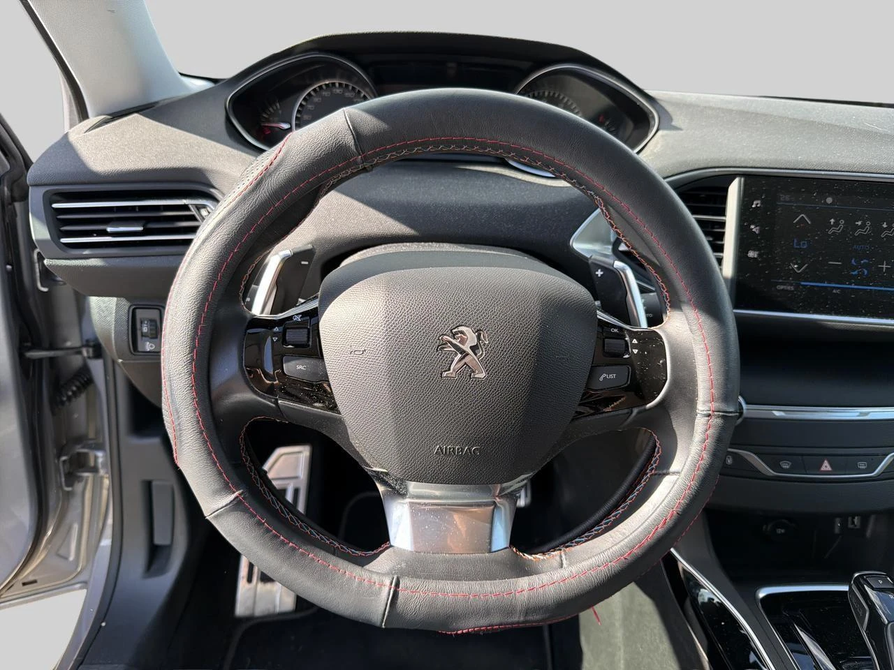 Peugeot-308-image-9