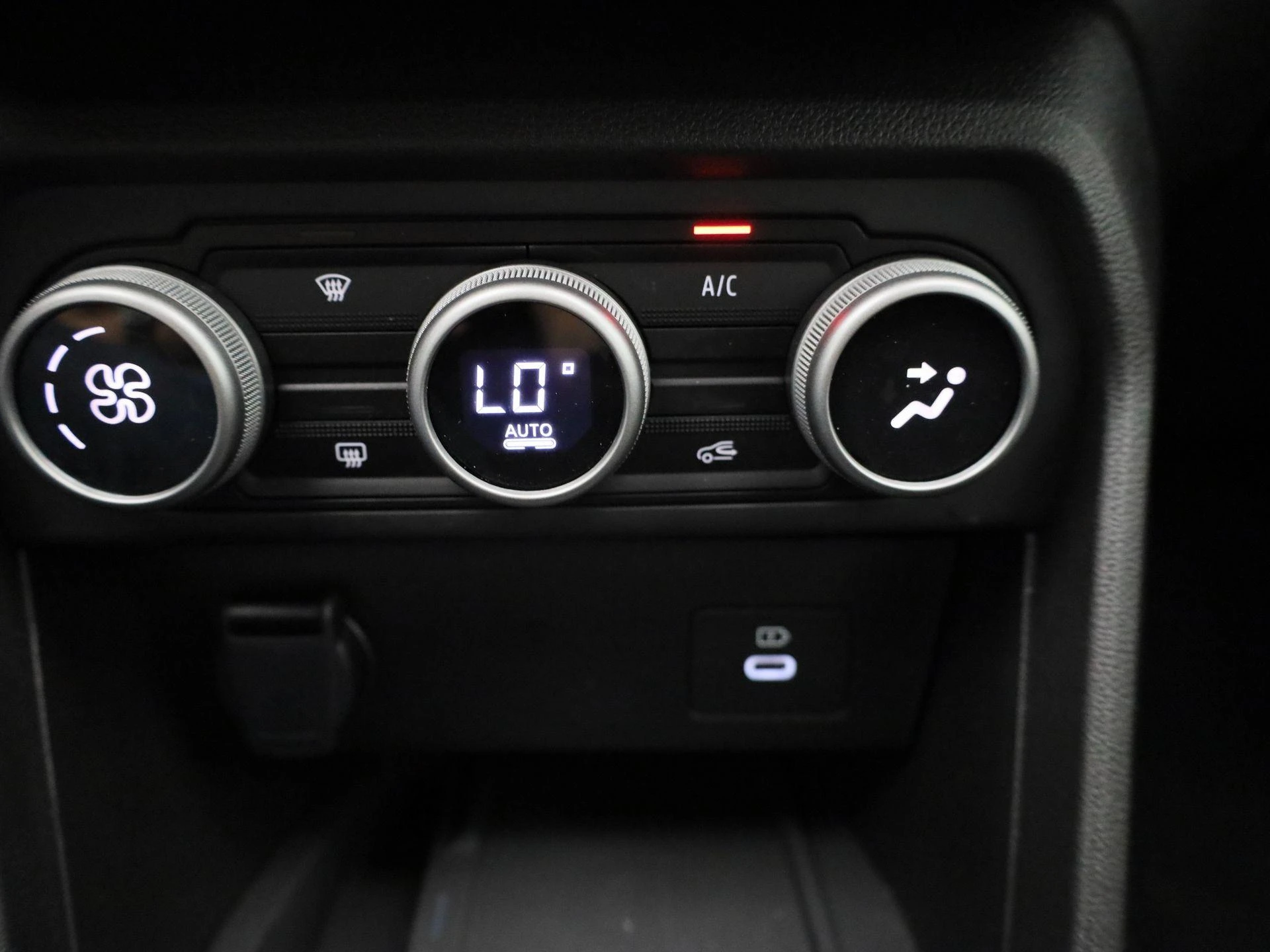Dacia Sandero - 18