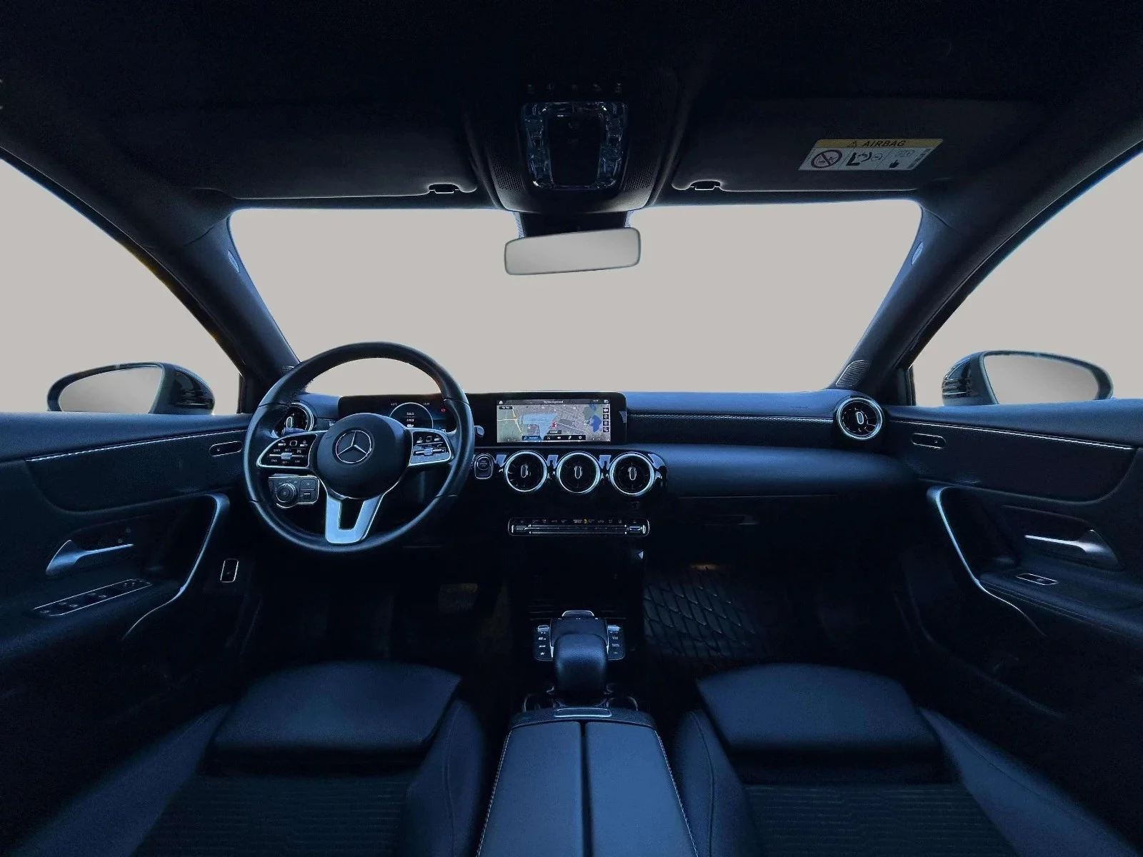 Mercedes-Benz-A-Klasse-image-12