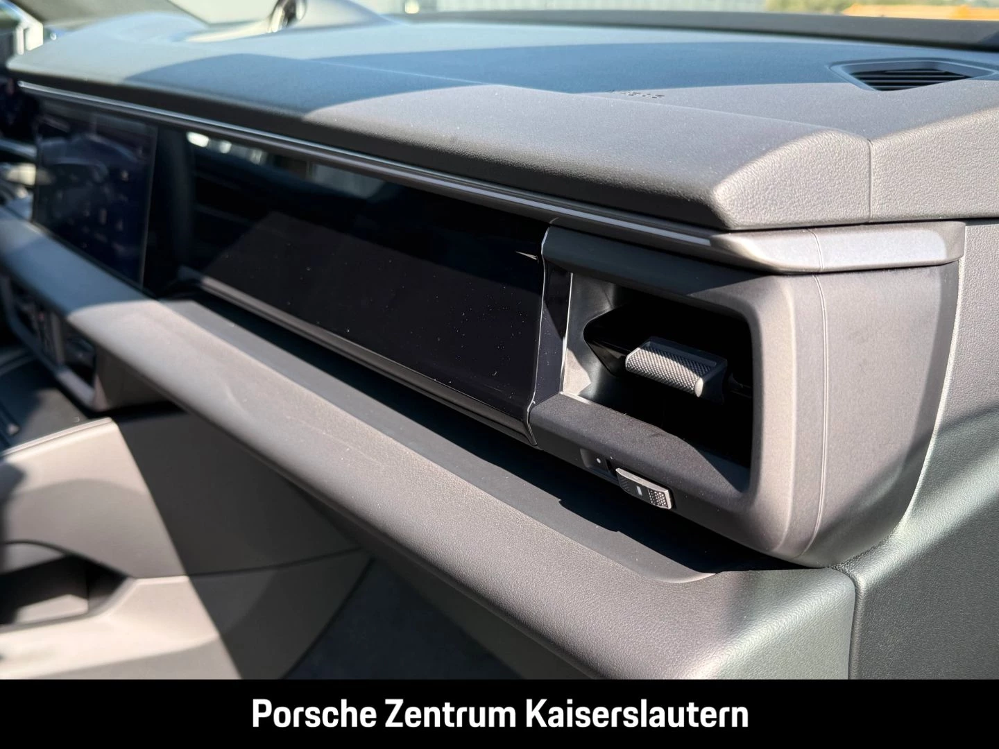 Porsche Macan 4 Surround-View BOSE Luftfederung LED -