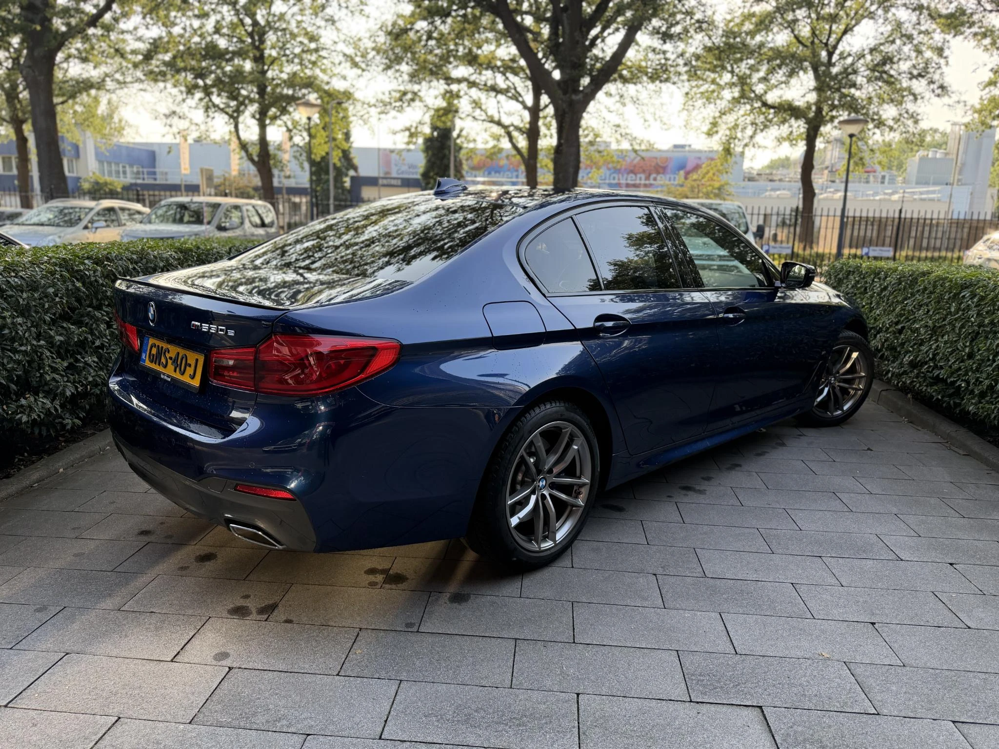 BMW-5 Serie-image-1