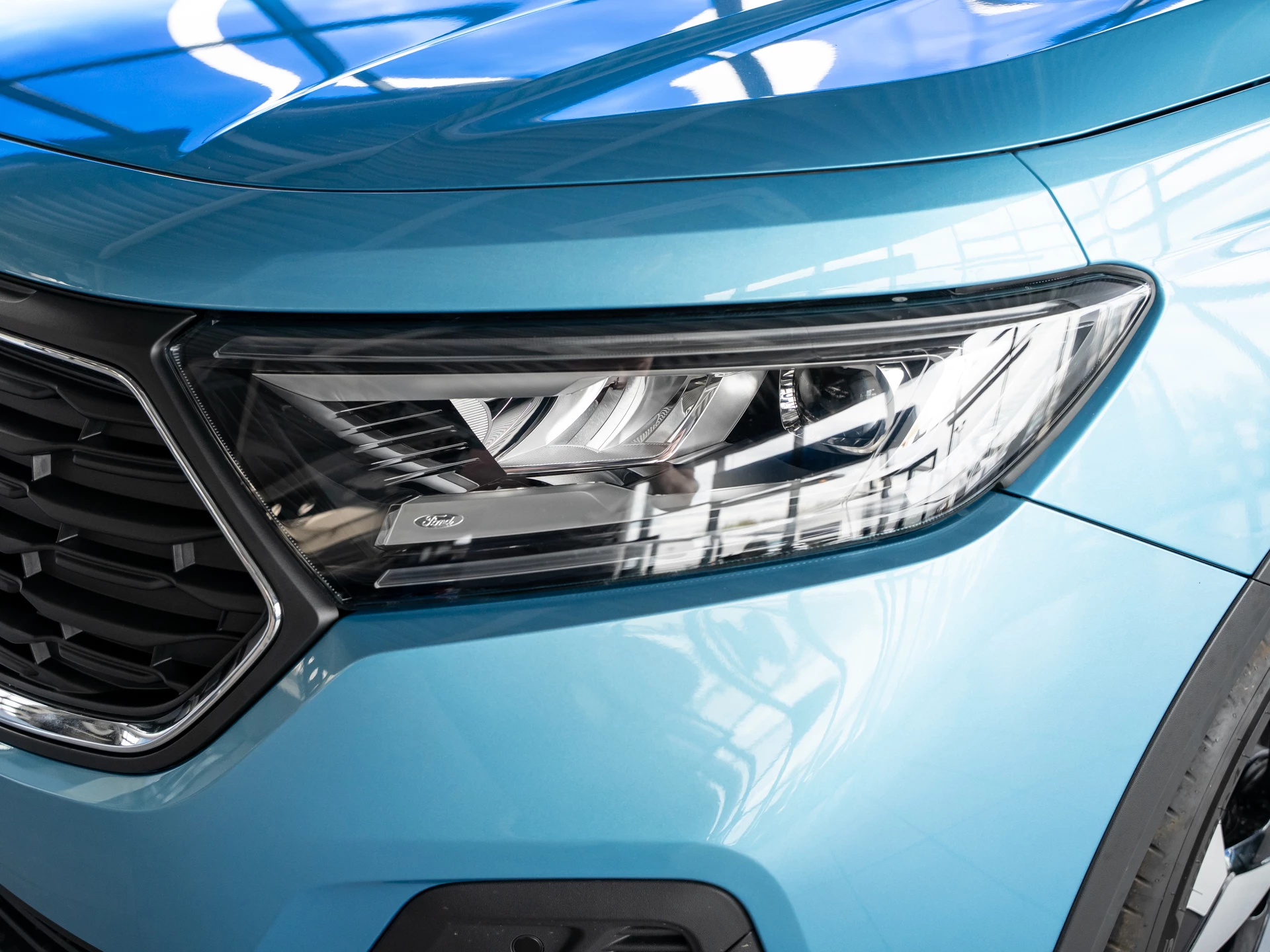 Ford-Tourneo Connect-image-3