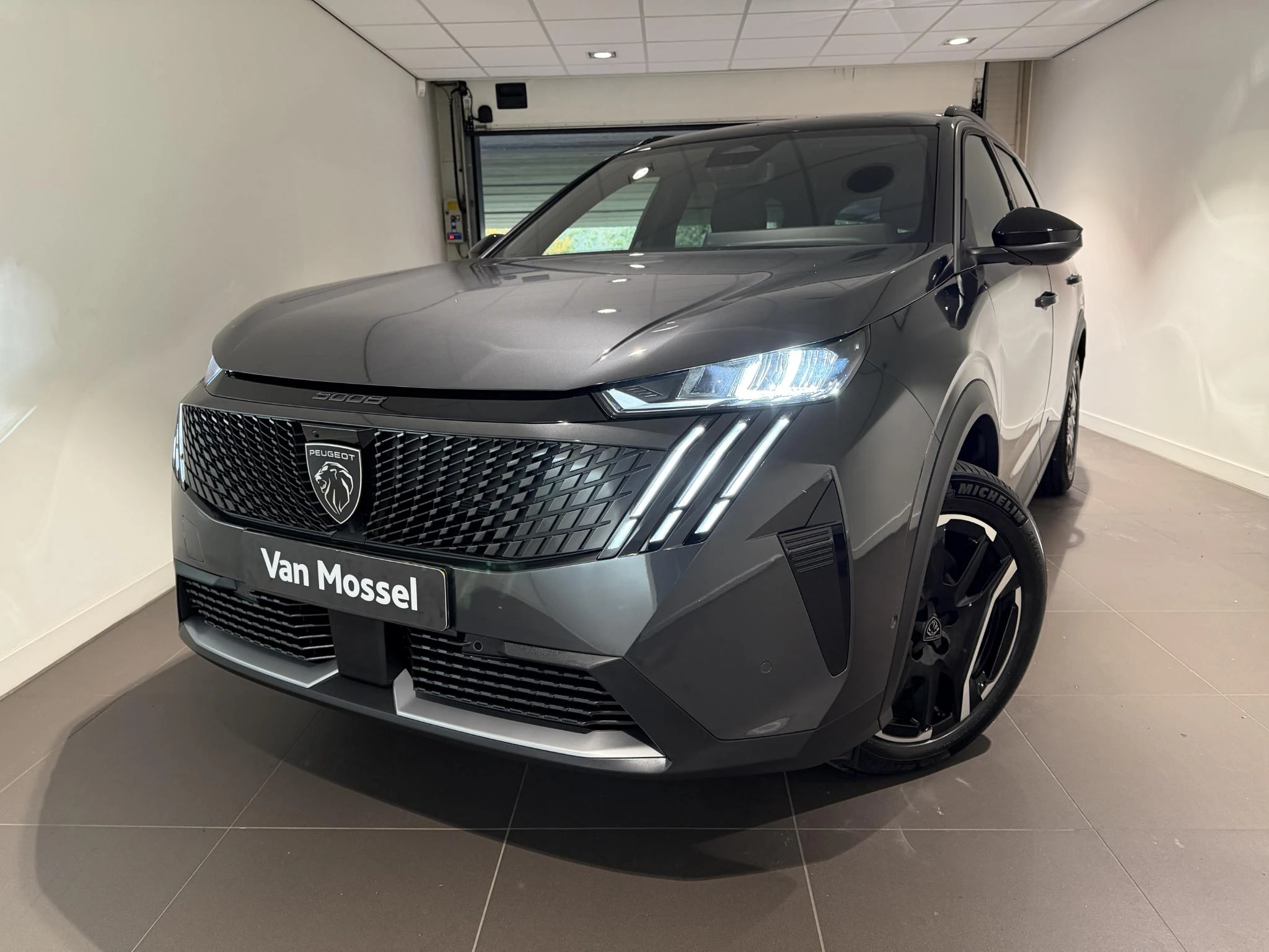 Peugeot-5008-image-23