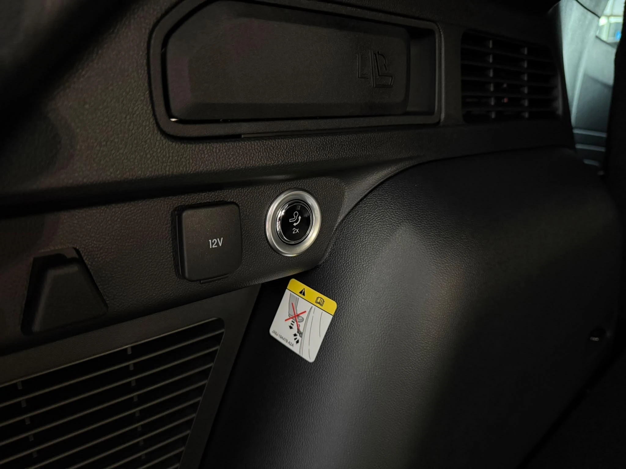 Ford-Kuga-image-14