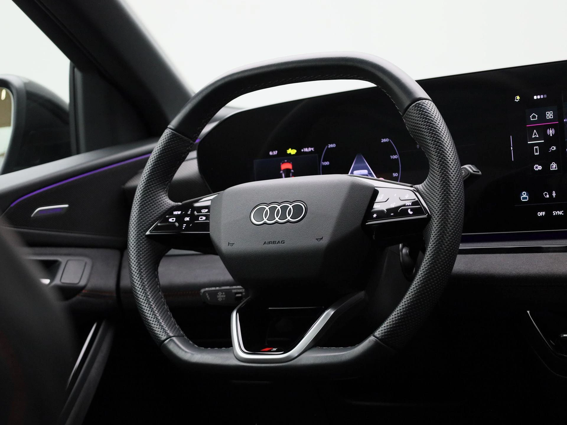 Audi-Q6 e-tron-image-59