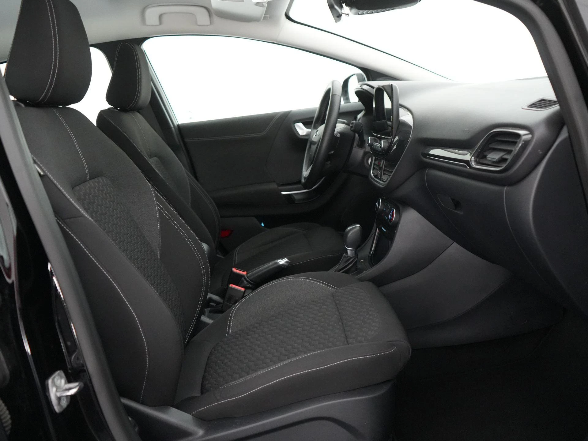 Ford Puma 1.0i Ecoboost MHEV 92kW Aut. Titanium