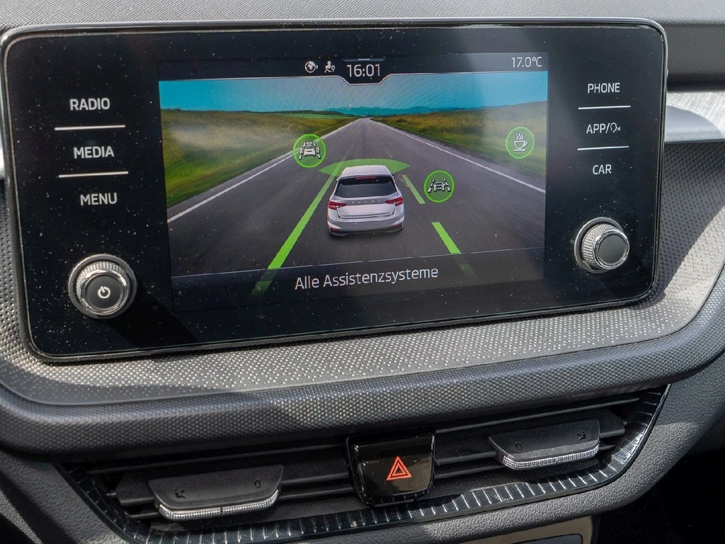 Škoda Fabia 1.0 TSI Selection LED, SmartLink