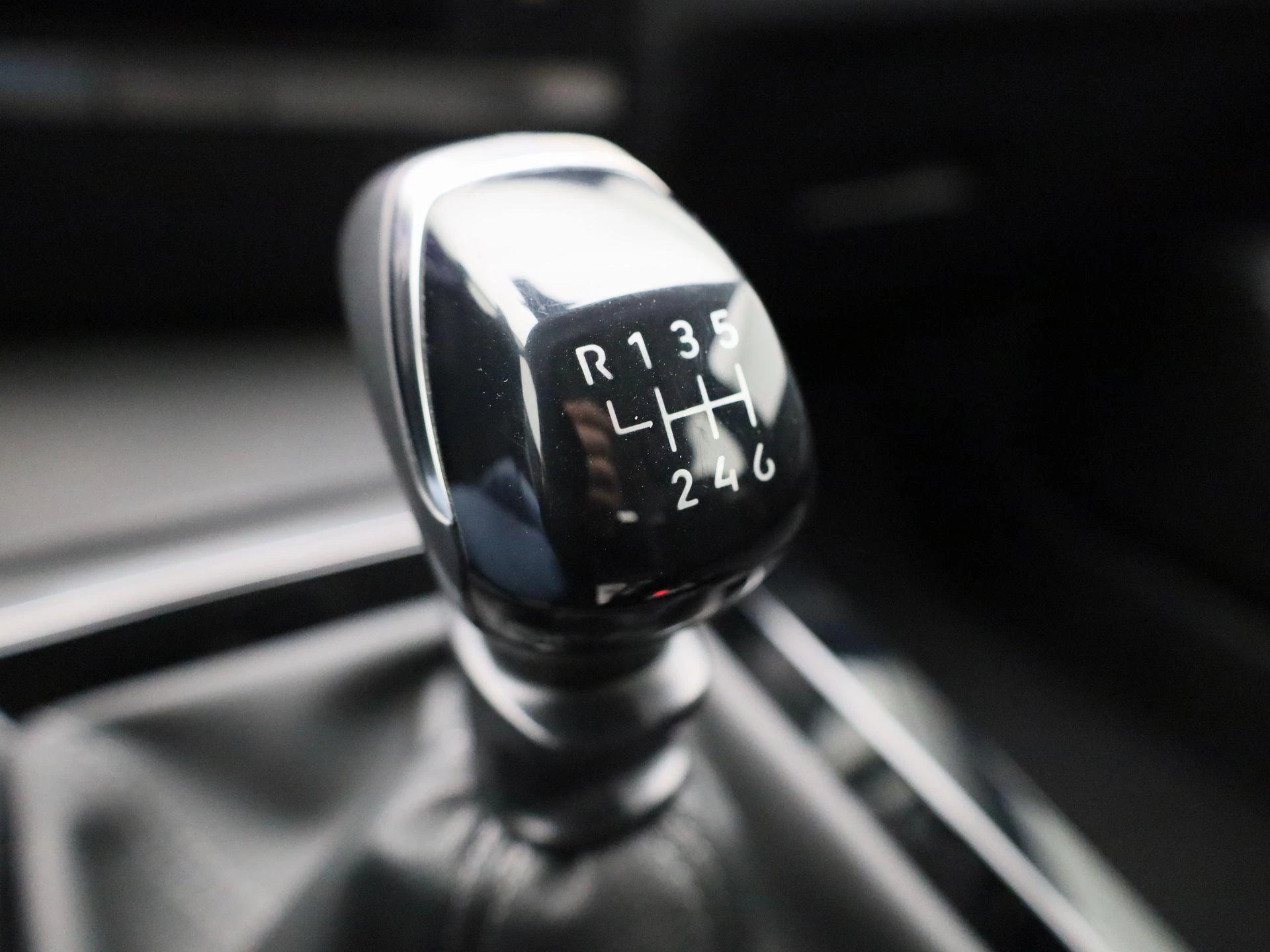 Opel-Astra-image-19