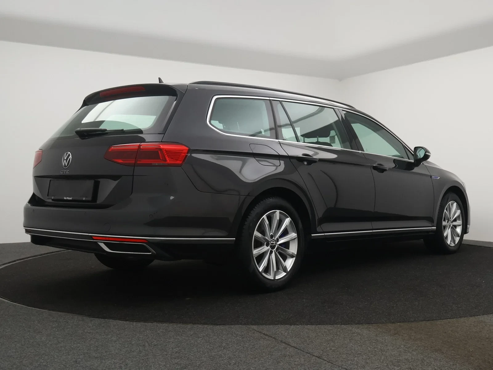 Volkswagen Passat Variant GTE Passat Variant GTE 'usiness 1.4 SI 218PK *AUTOMAAT*CAMERA*NAVI*PDC*ACC*KEYLESS GO*APP-CONNECT*...*