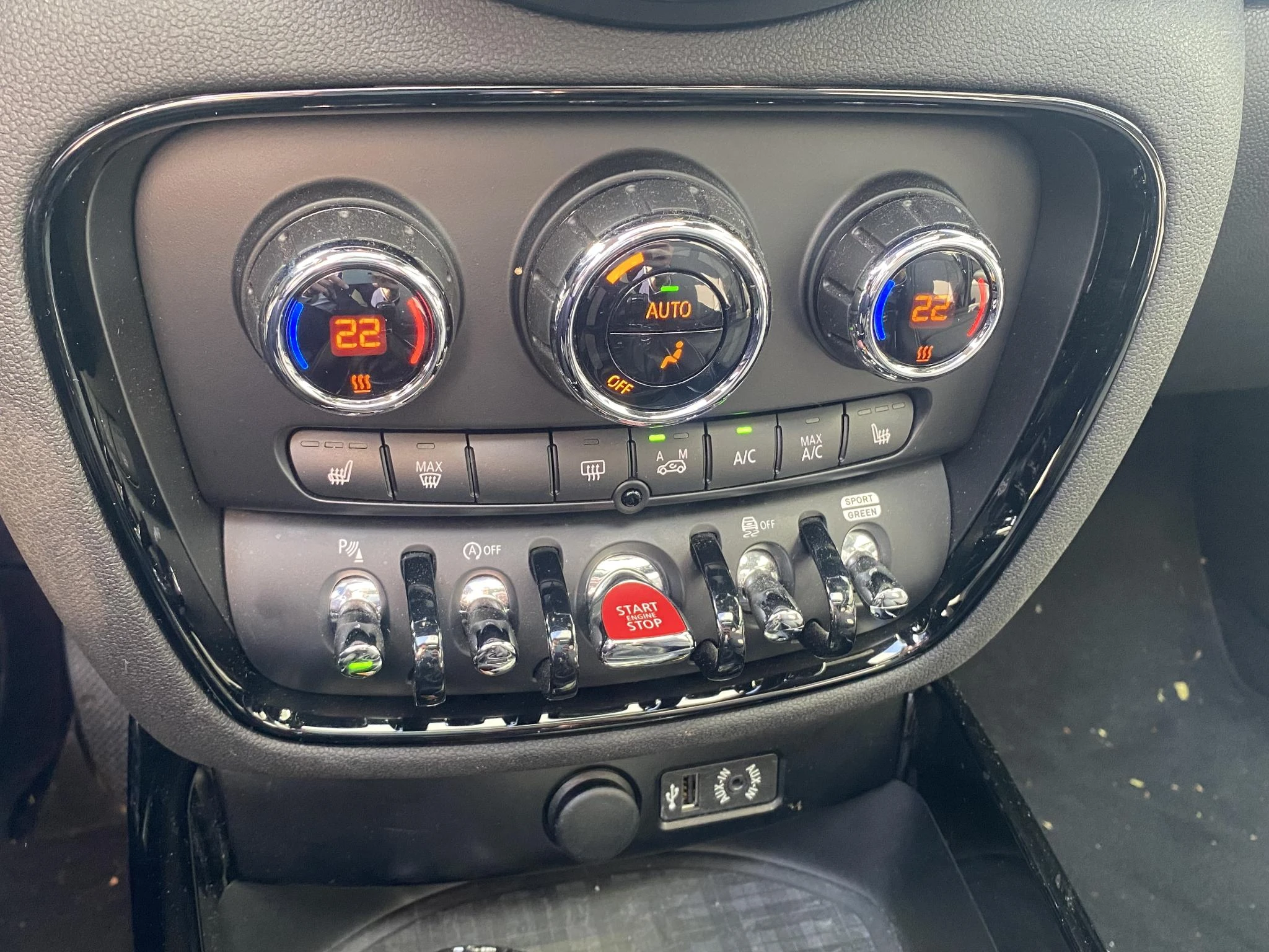 MINI-Clubman-image-3