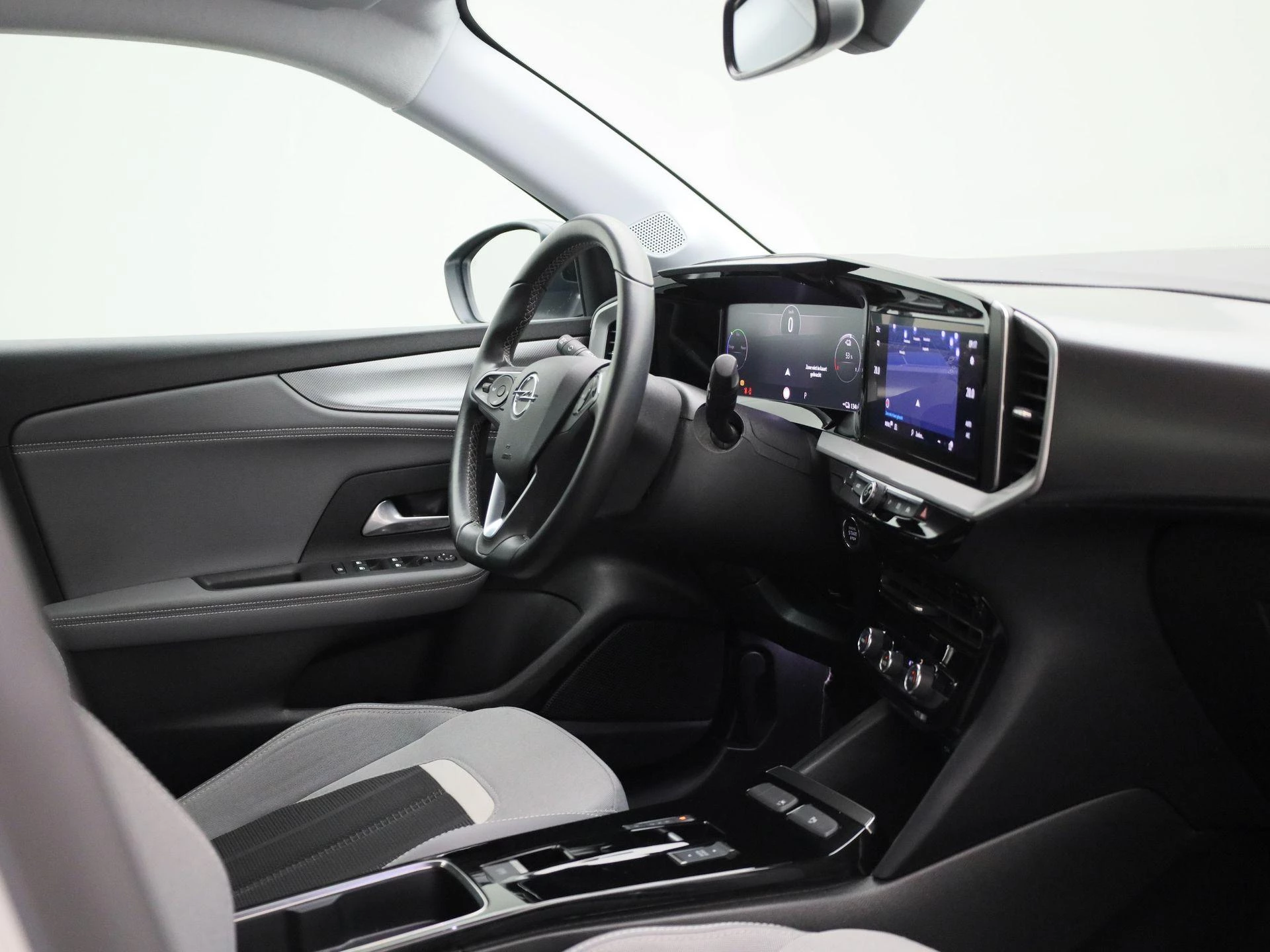 Opel-Mokka-e-image-28