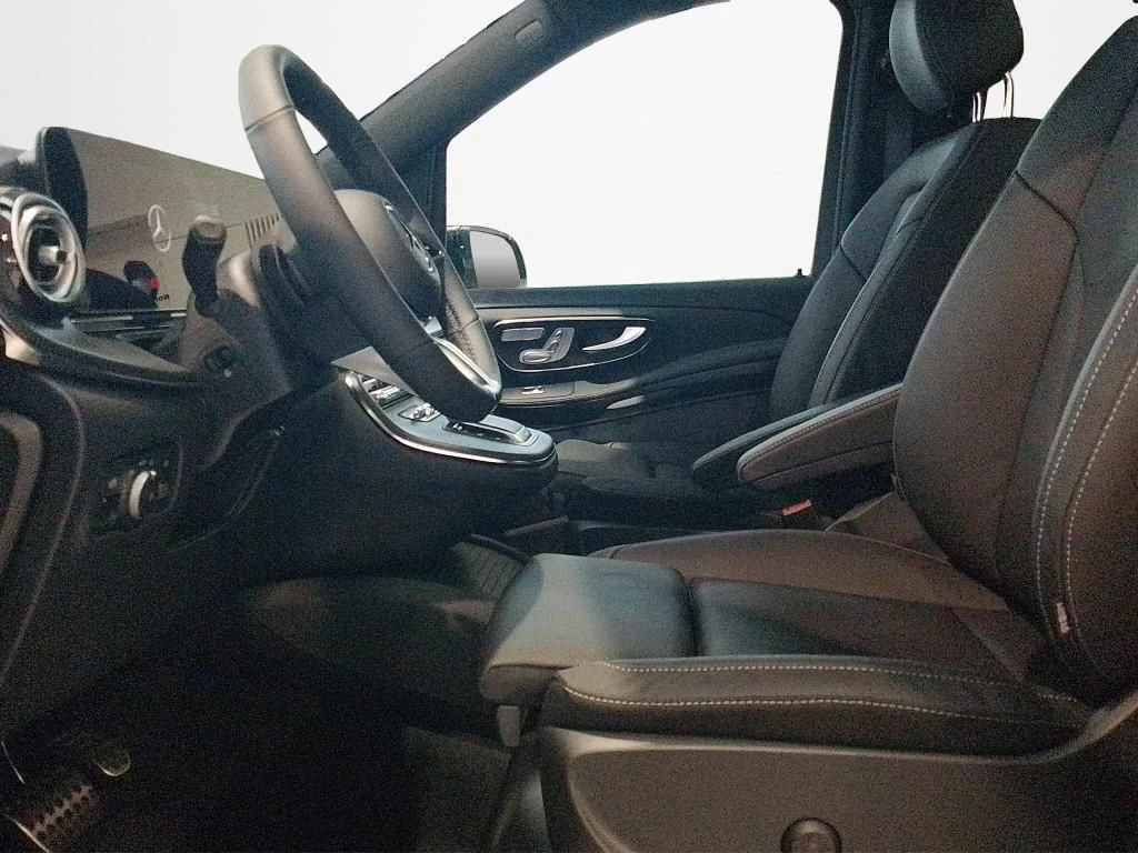 Mercedes-Benz V-Klasse 300d AVANTGARDE LANG AMG+AIRMATIC+PANO+AHK AMG Line
